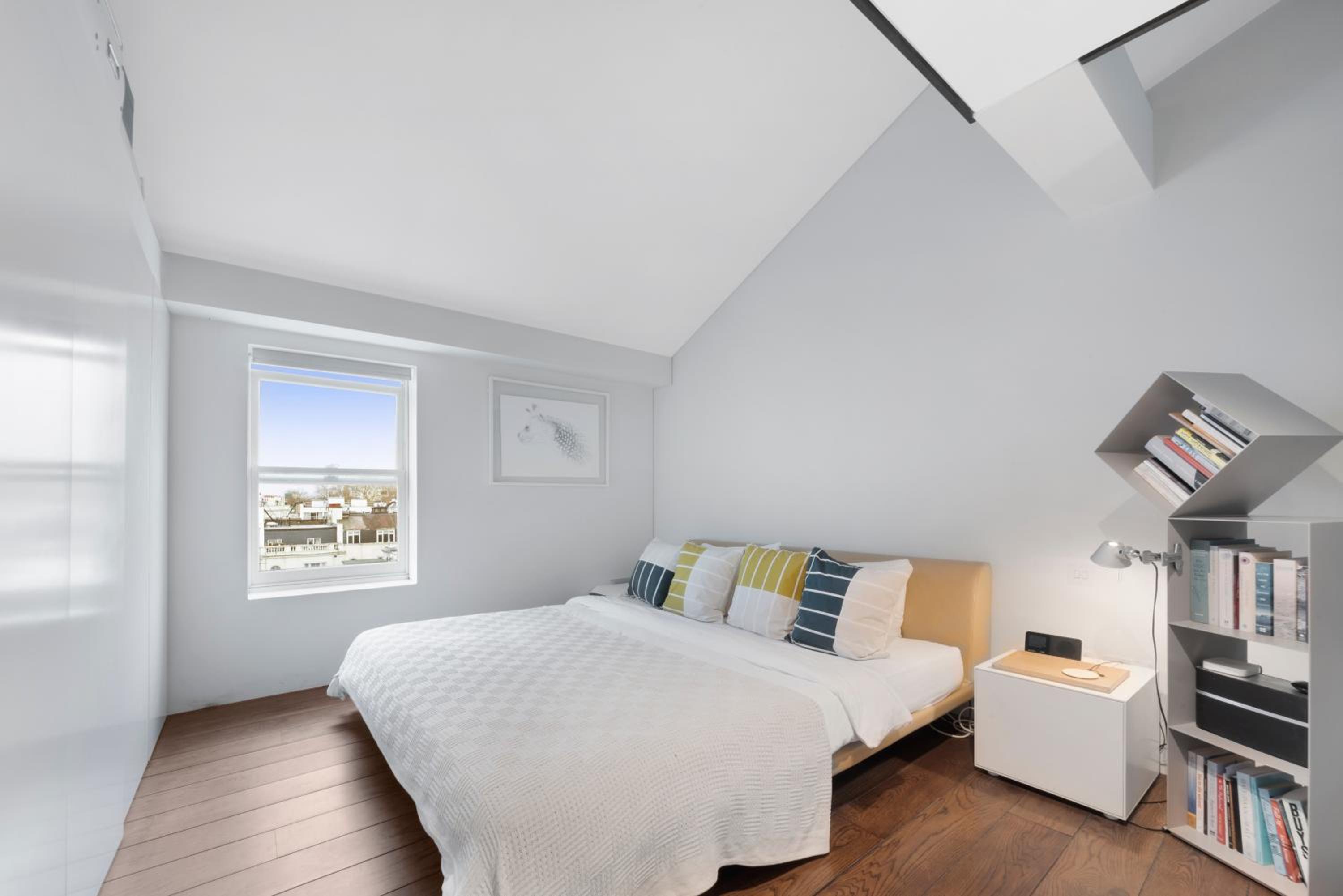 Elegant Paddington Penthouse by MoreThanStays