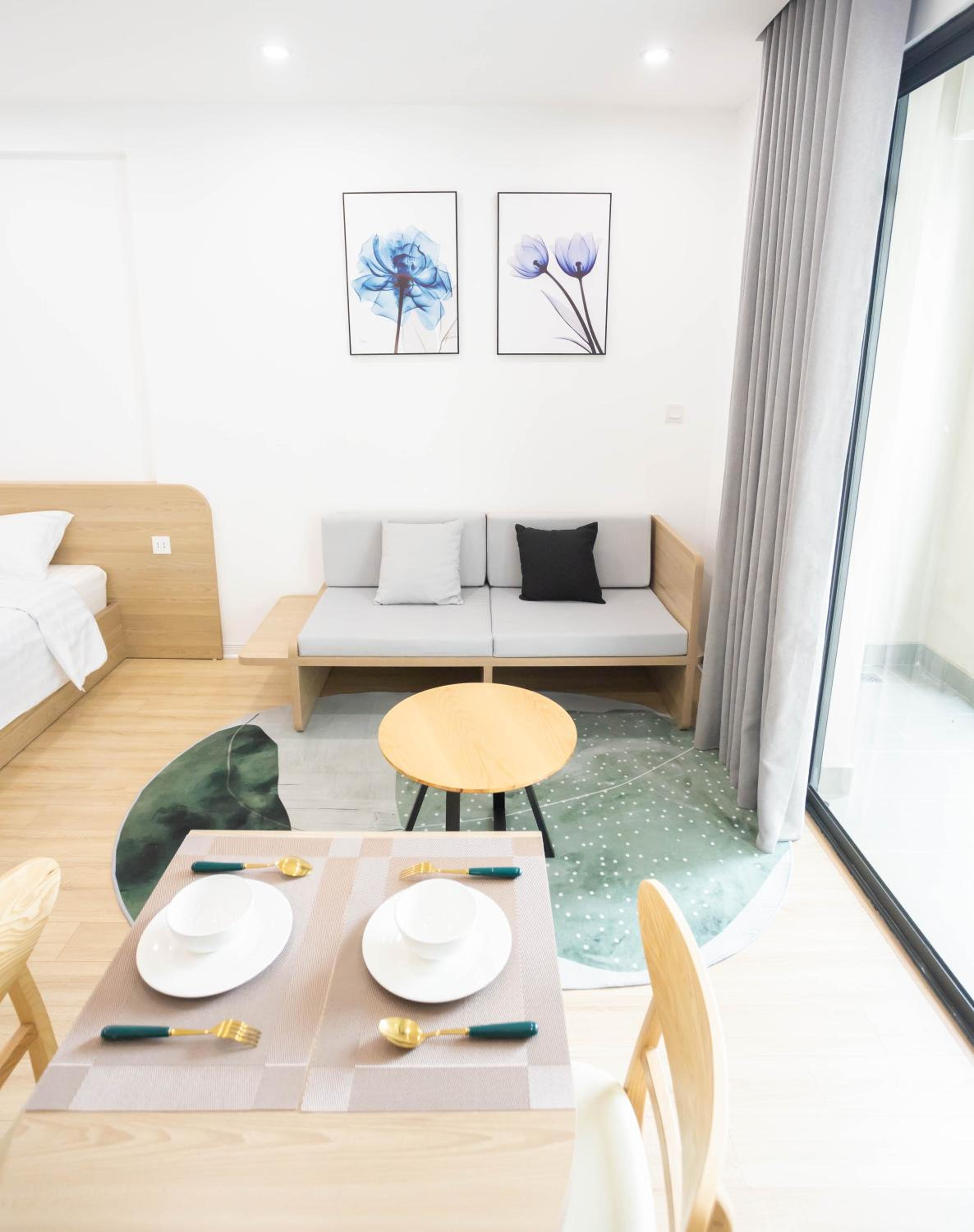 Vinhomes Dcapital Tran Duy Hung Official