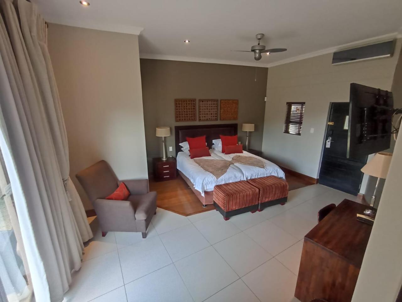 Buffelshuis Safari Camp view 3