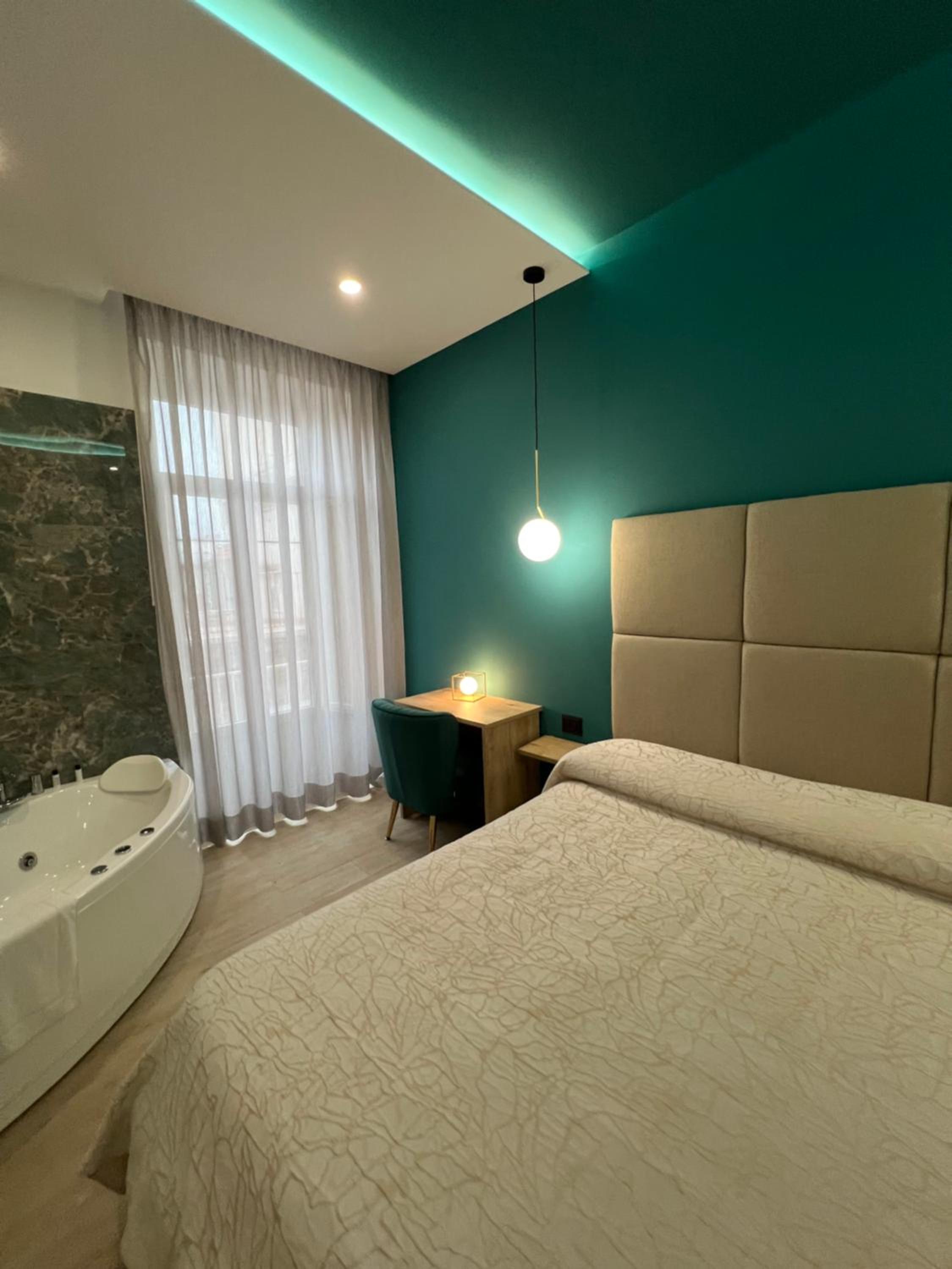 Relais Piazza Del Plebiscito B&B