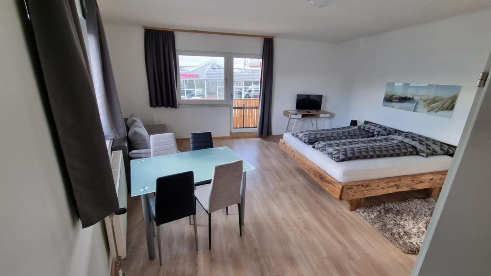Apartment- Zimmer Pernter