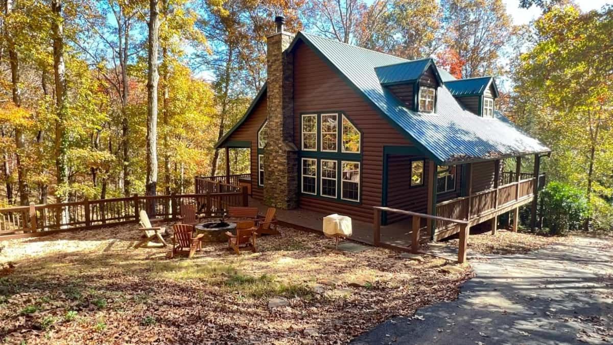 Hotel Cozy Creekside Log Cabin W Firepit, Hot Tub, Wifi