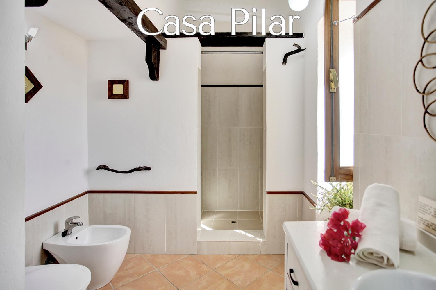 Casa Pilar, Aurora y Tarabilla en Finca Ecológica
