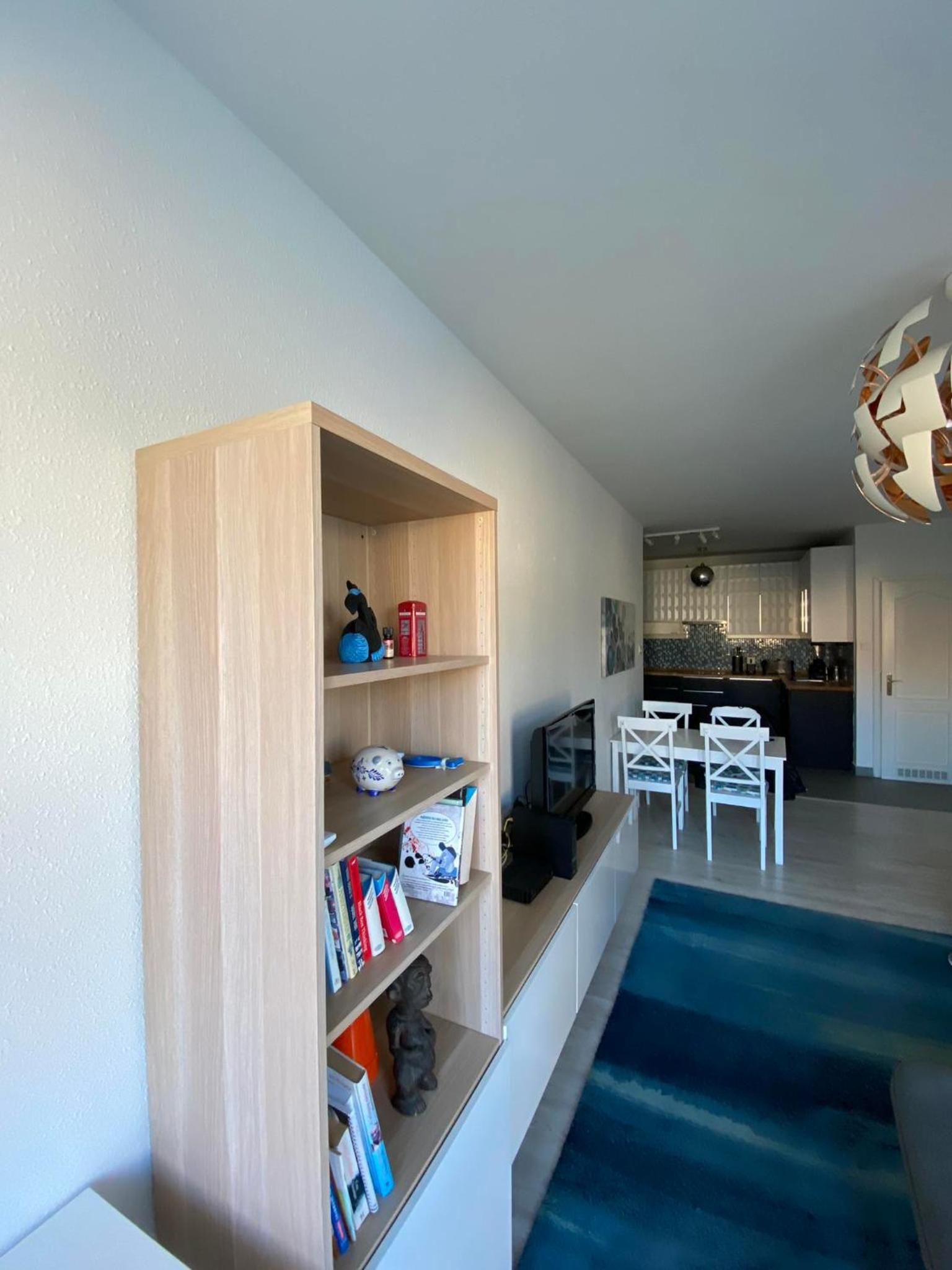 Skylark Cozy Bigger Apartment