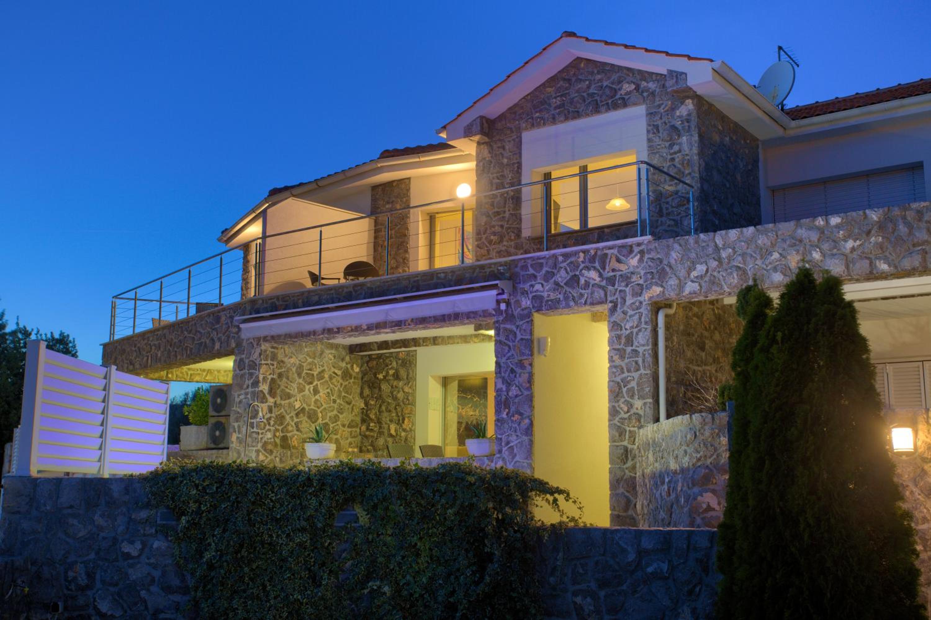 Villa Miracle 2 with heated pool