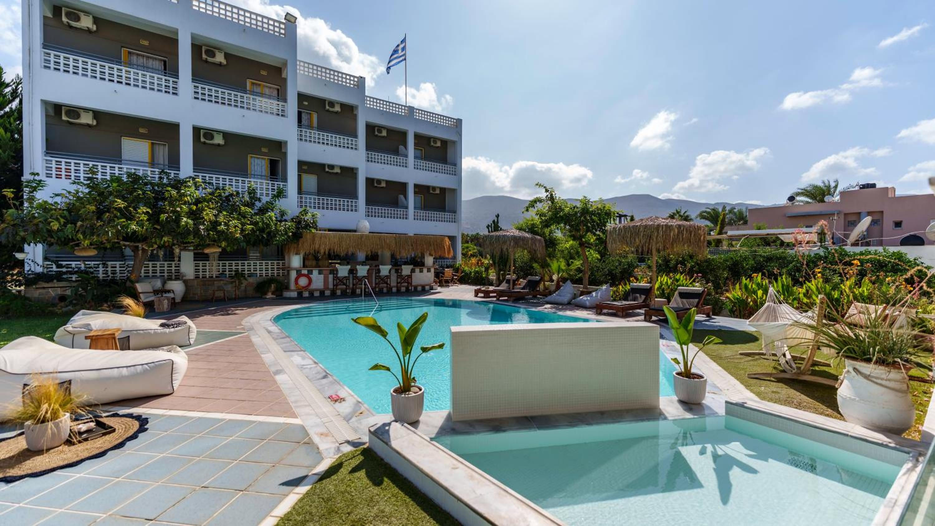 Stella Maria Hotel & Suites