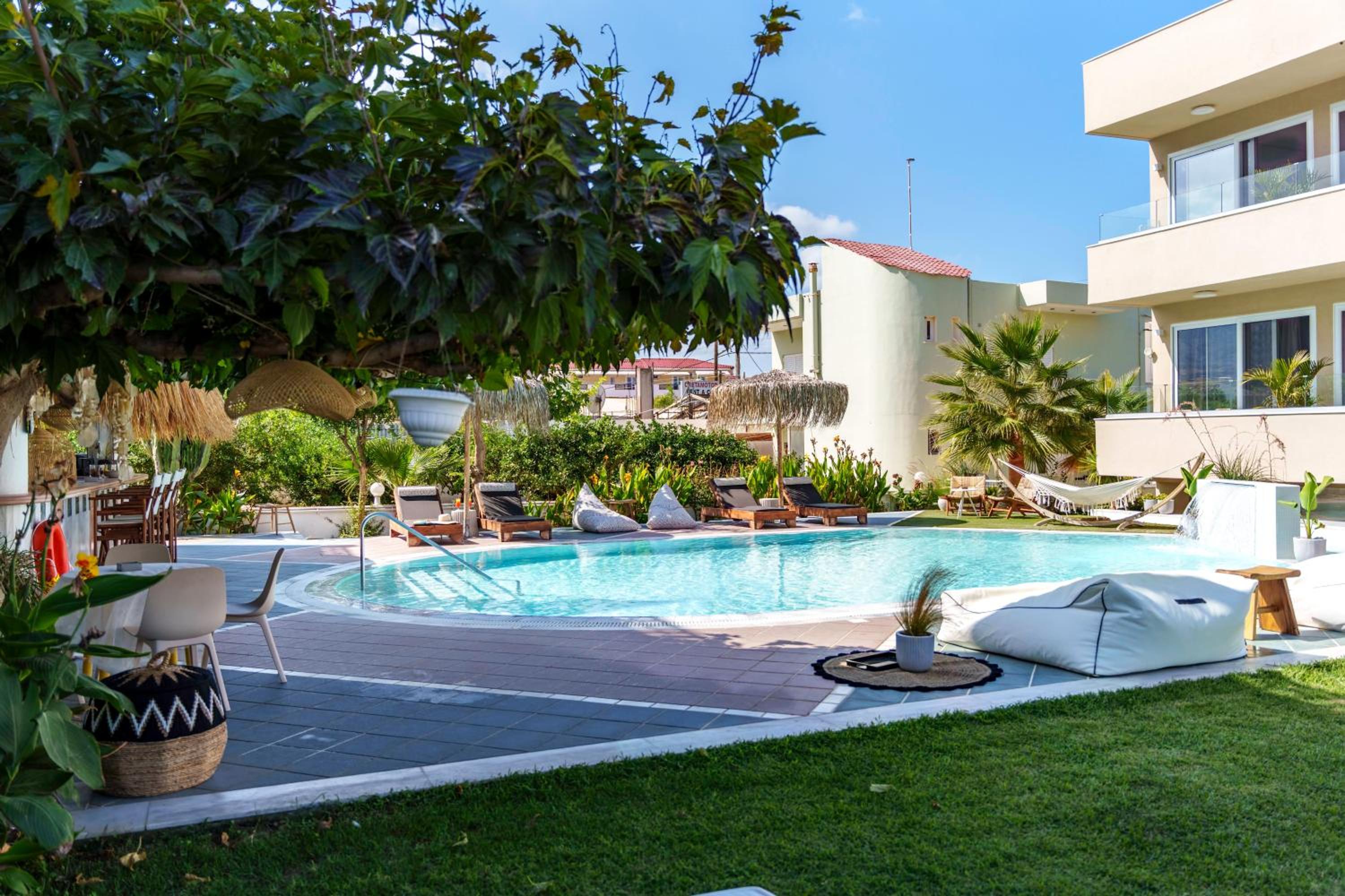Stella Maria Hotel & Suites