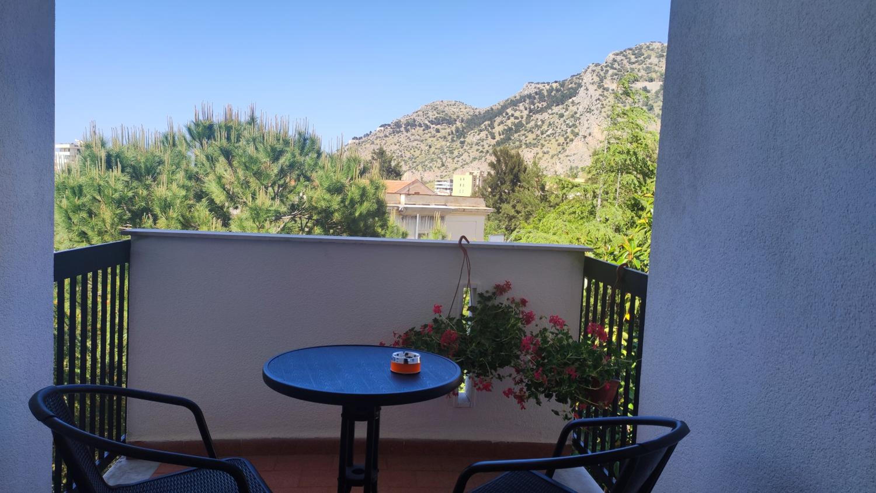 Amunì view 4