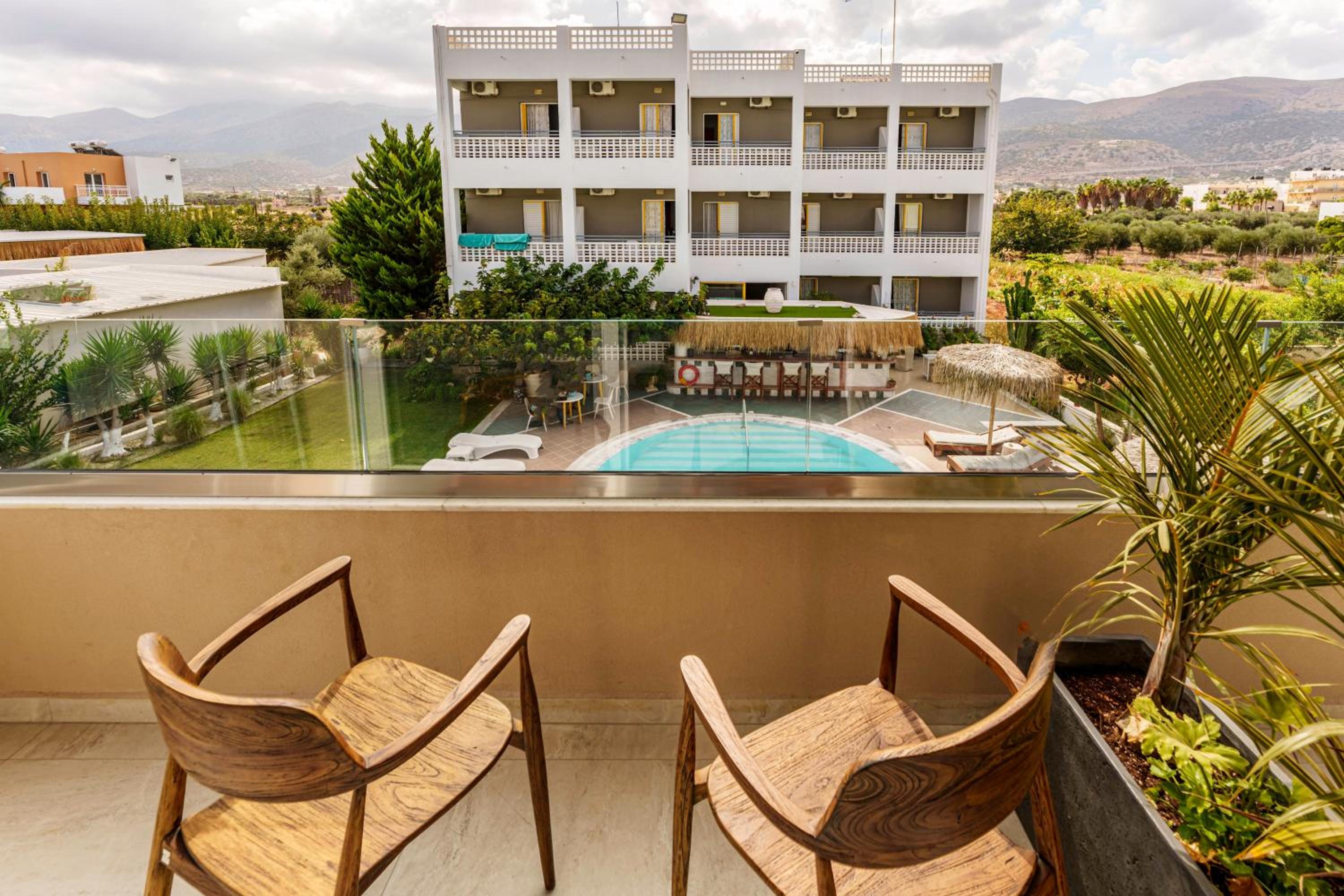 Stella Maria Hotel & Suites