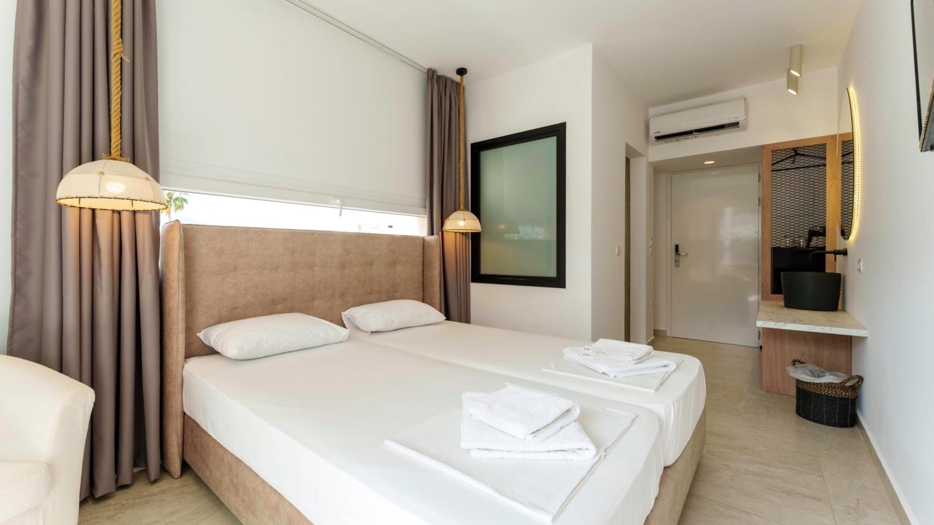 Stella Maria Hotel & Suites