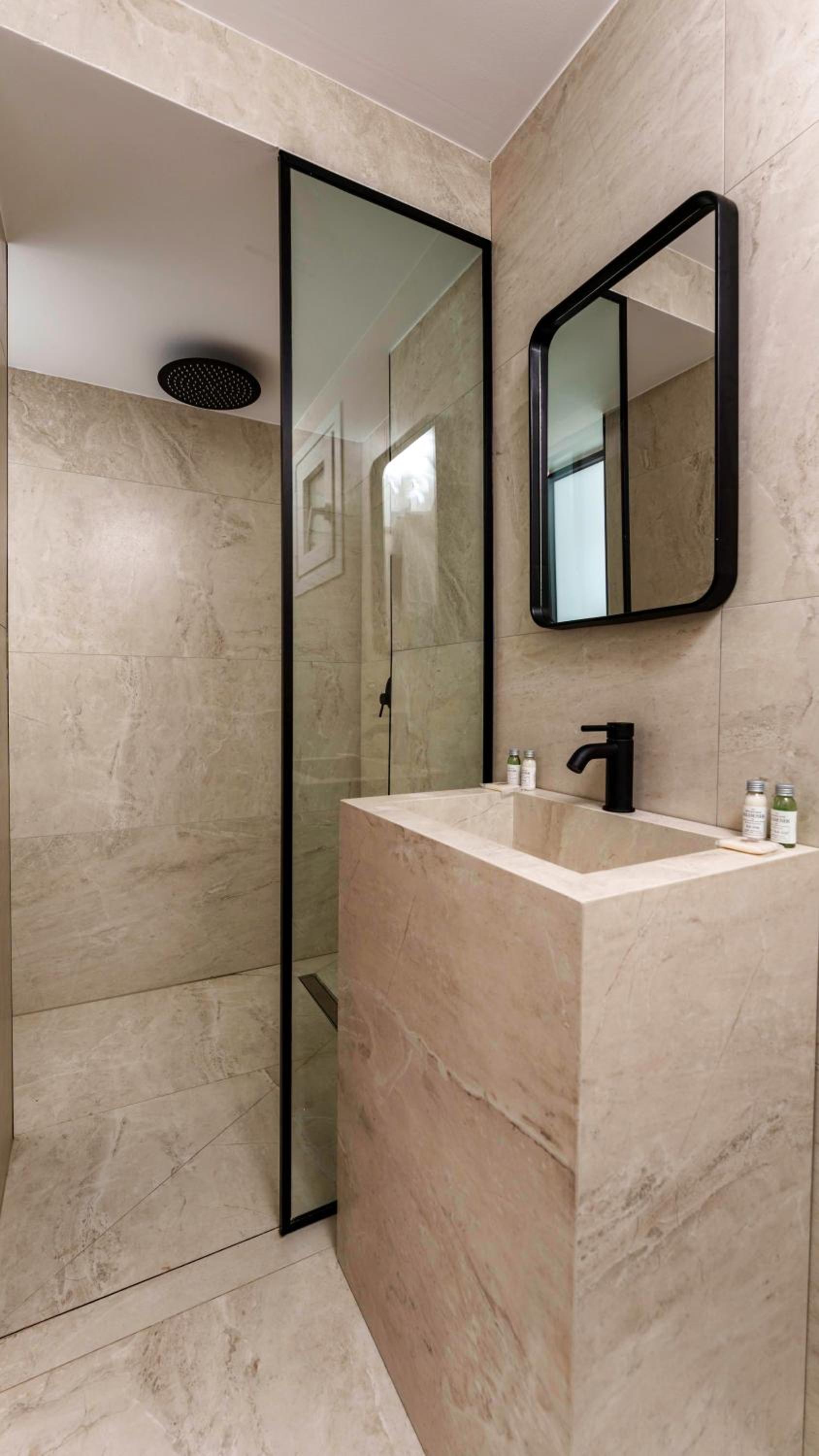 Stella Maria Hotel & Suites