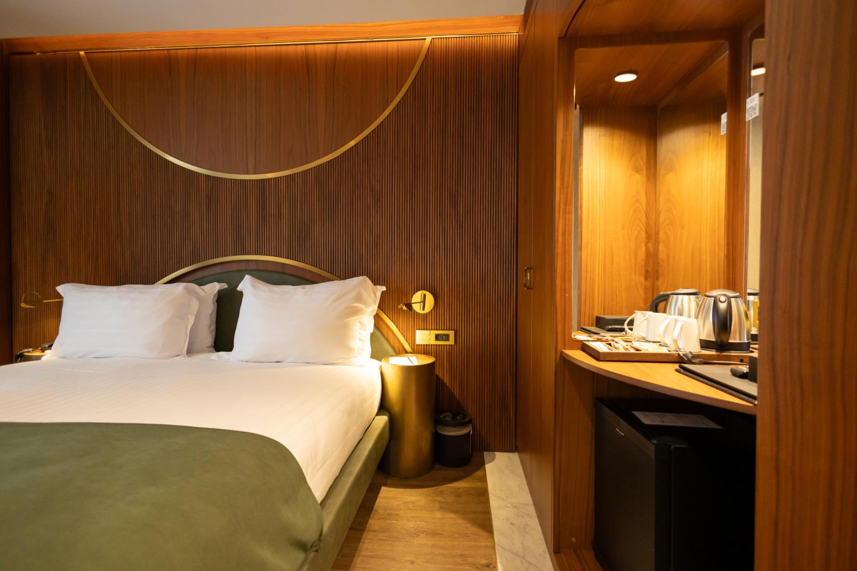 Kate Hotel Special Class & SPA photo 3