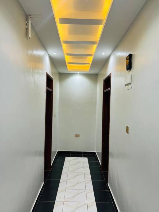 Crown Elegance Suites