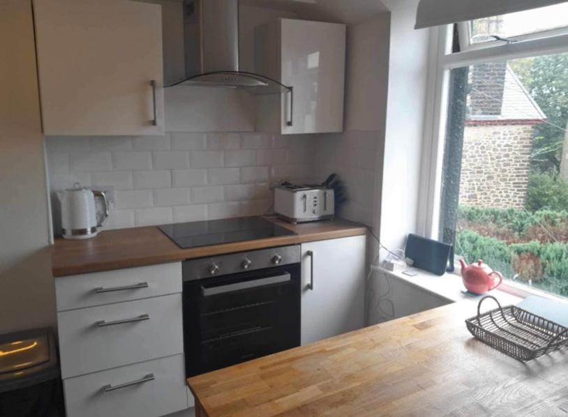 Lovely 2 Bedroom Loft Apartment in Buxton view 5