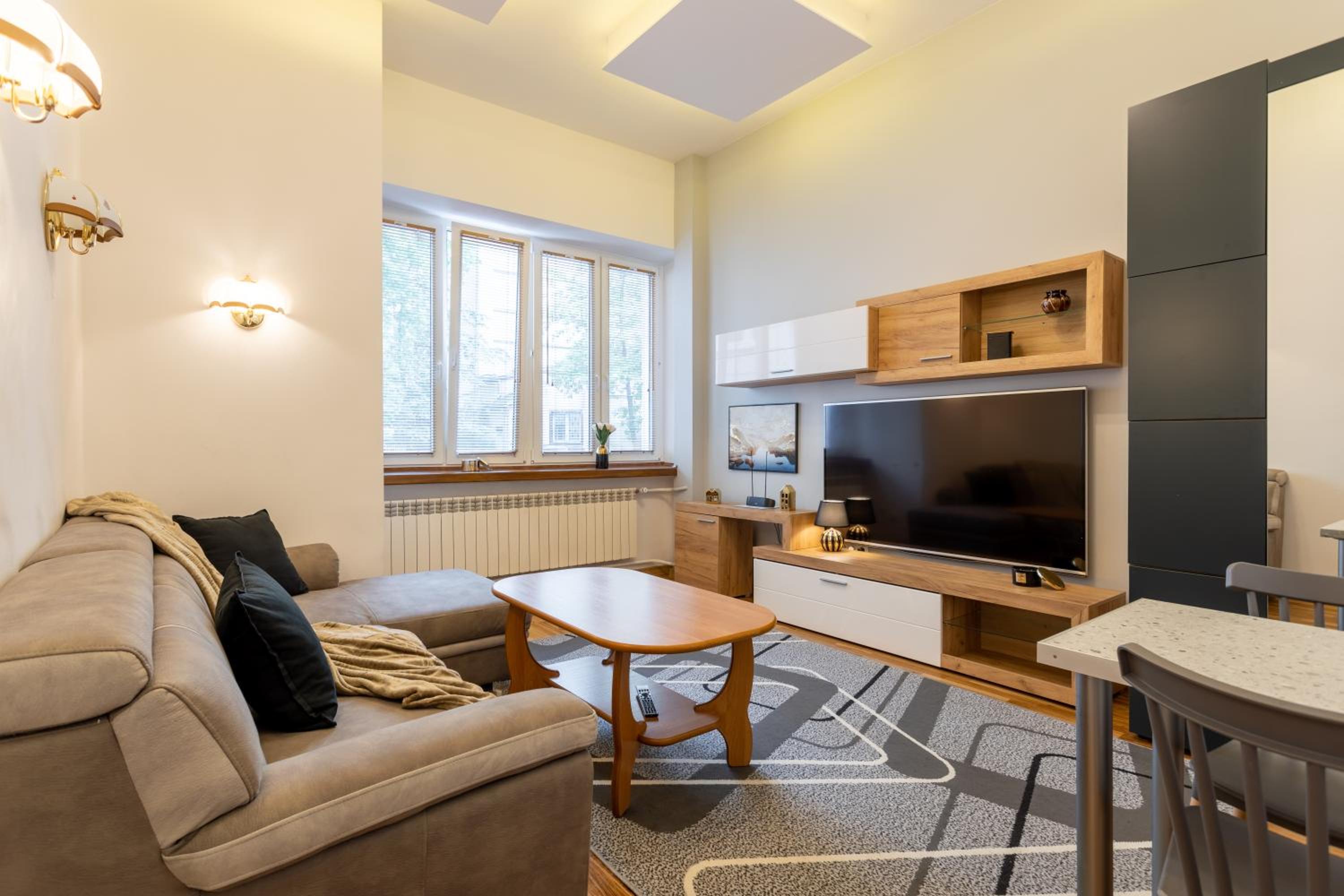 Golden Apartments - Big Luxury Apartment in Top Location - Wspólna