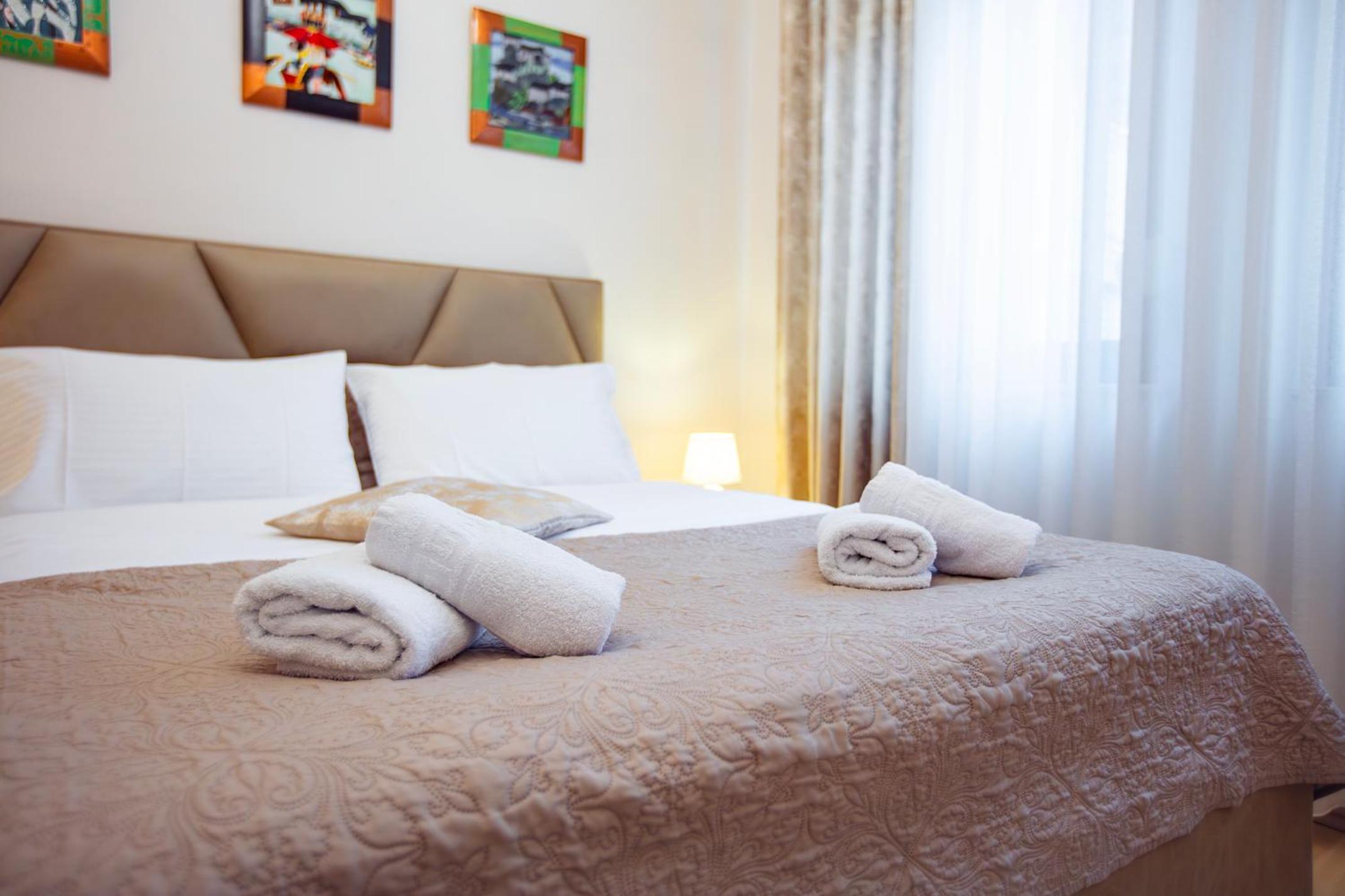 Tirana Center Apartment - Zogu I Boulevard