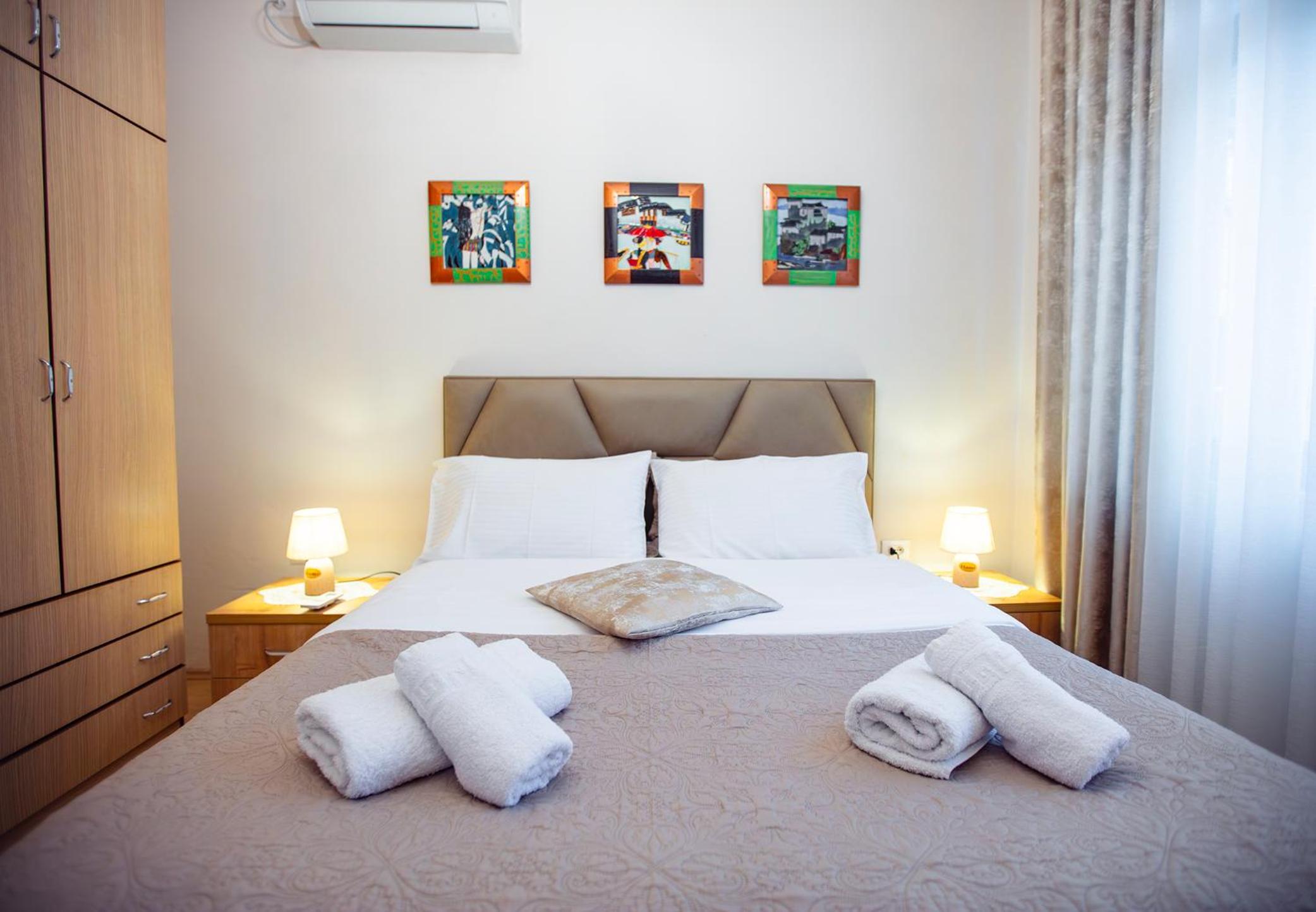 Tirana Center Apartment - Zogu I Boulevard