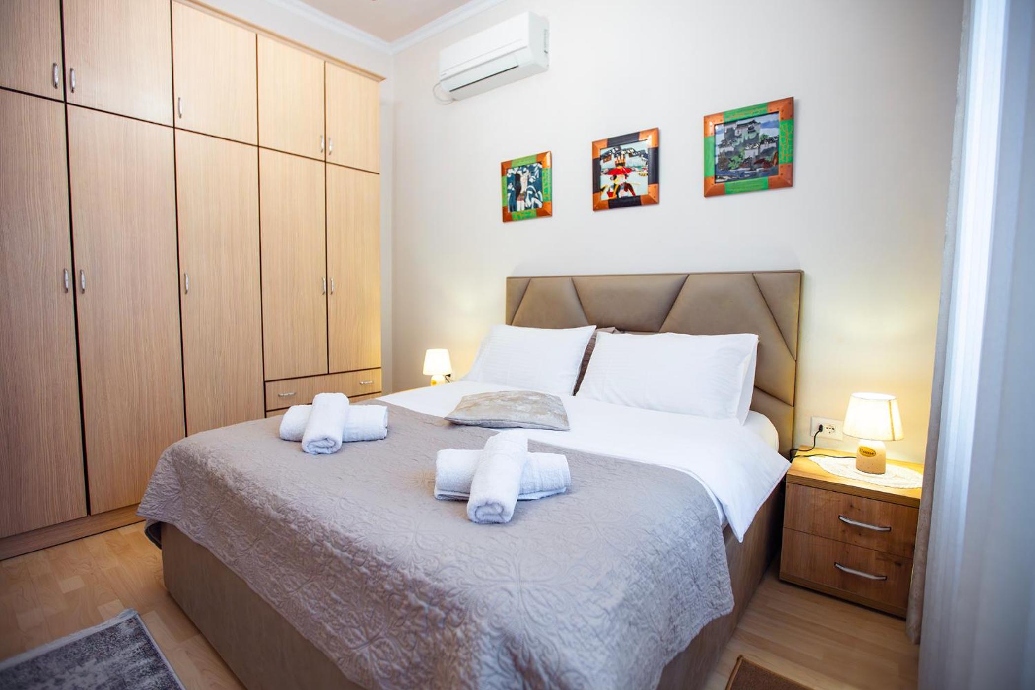 Tirana Center Apartment - Zogu I Boulevard