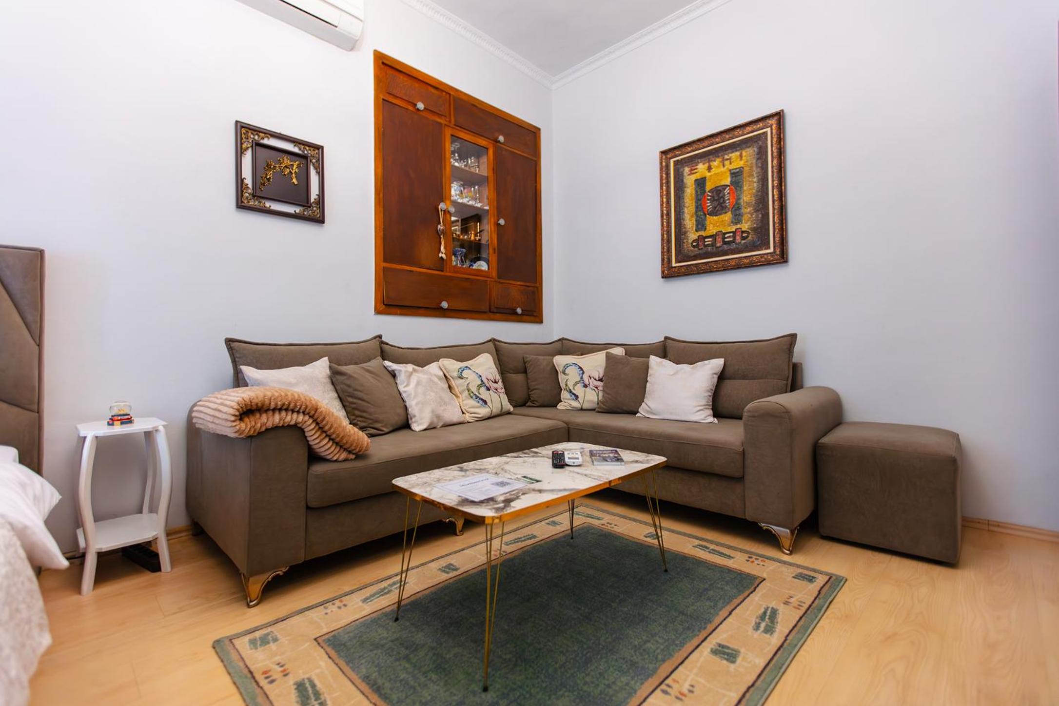 Tirana Center Apartment - Zogu I Boulevard