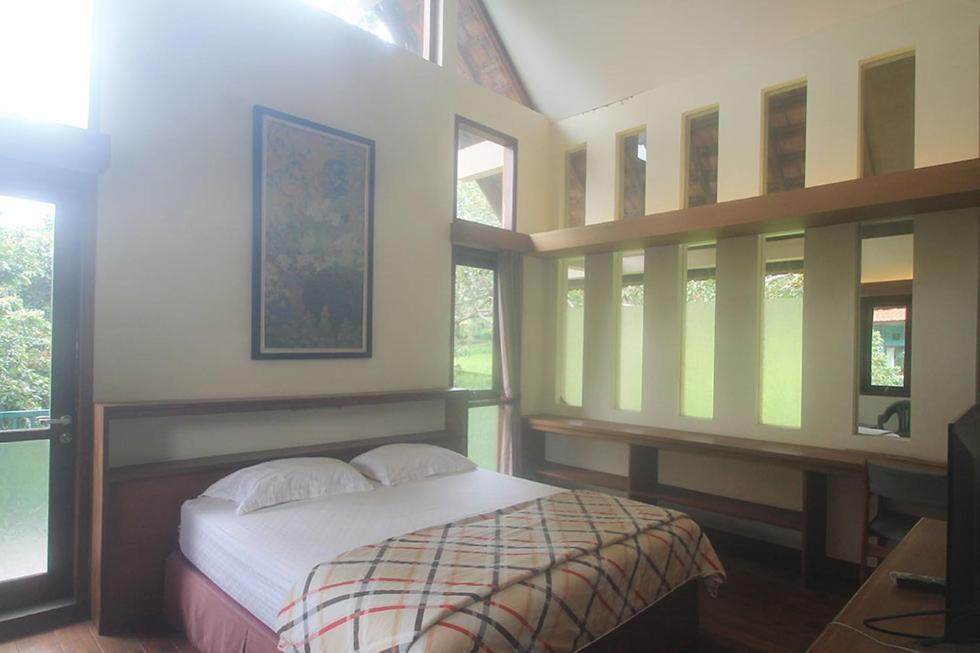 Hotel Villa Rawa Pening Pratama by Aparian view 4