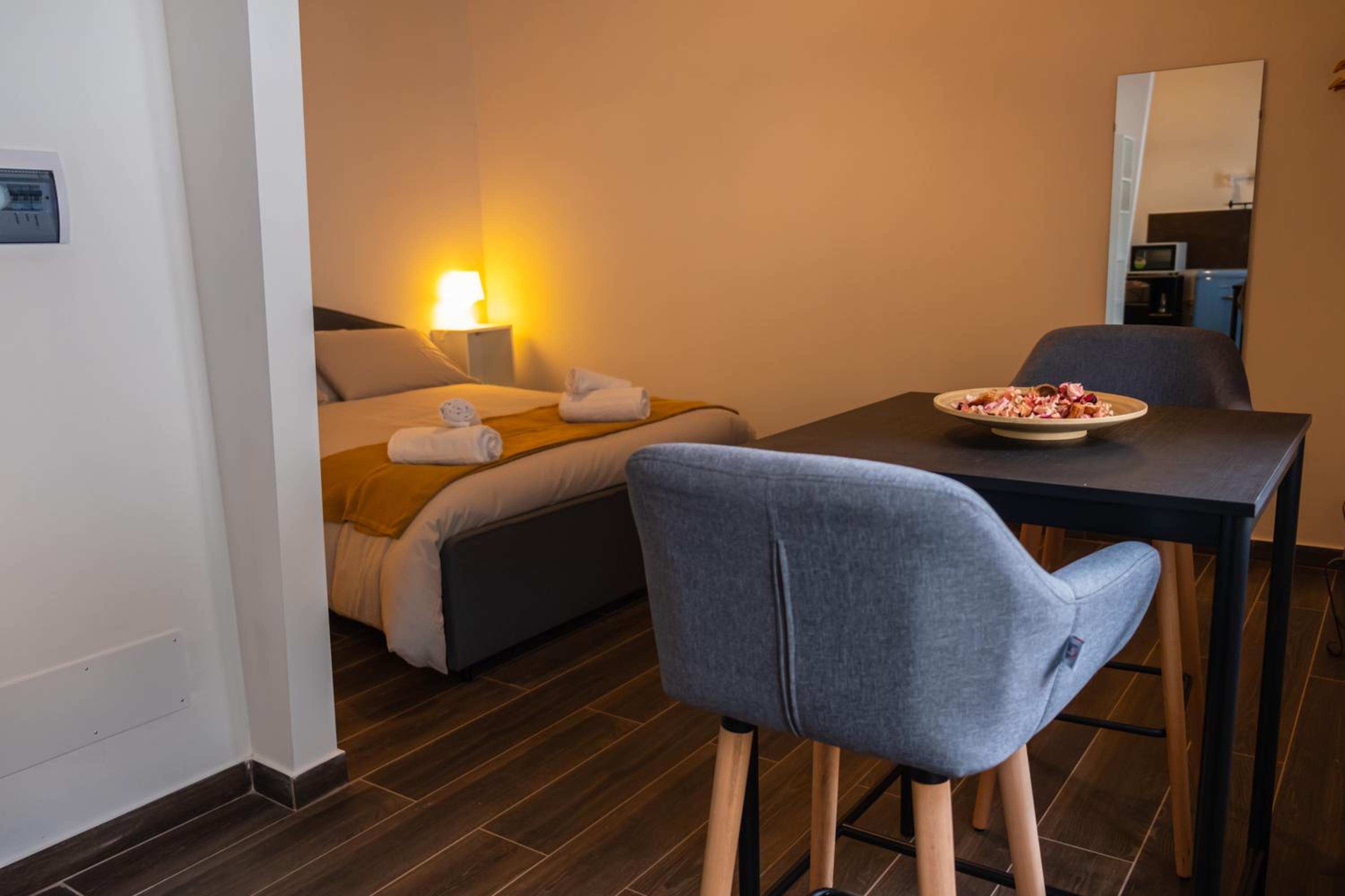 hotel room