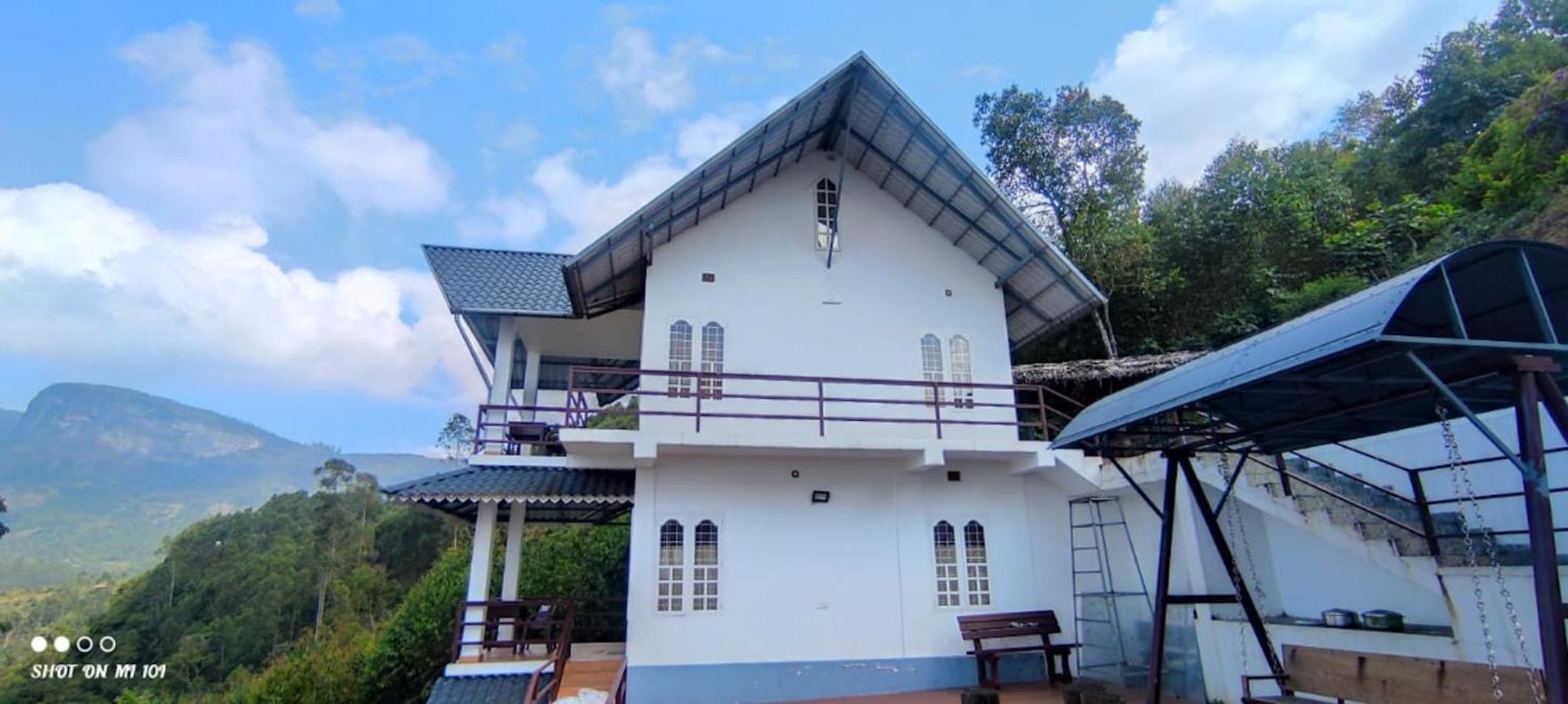 DOUBLE FAMILY COTTAGE view 2