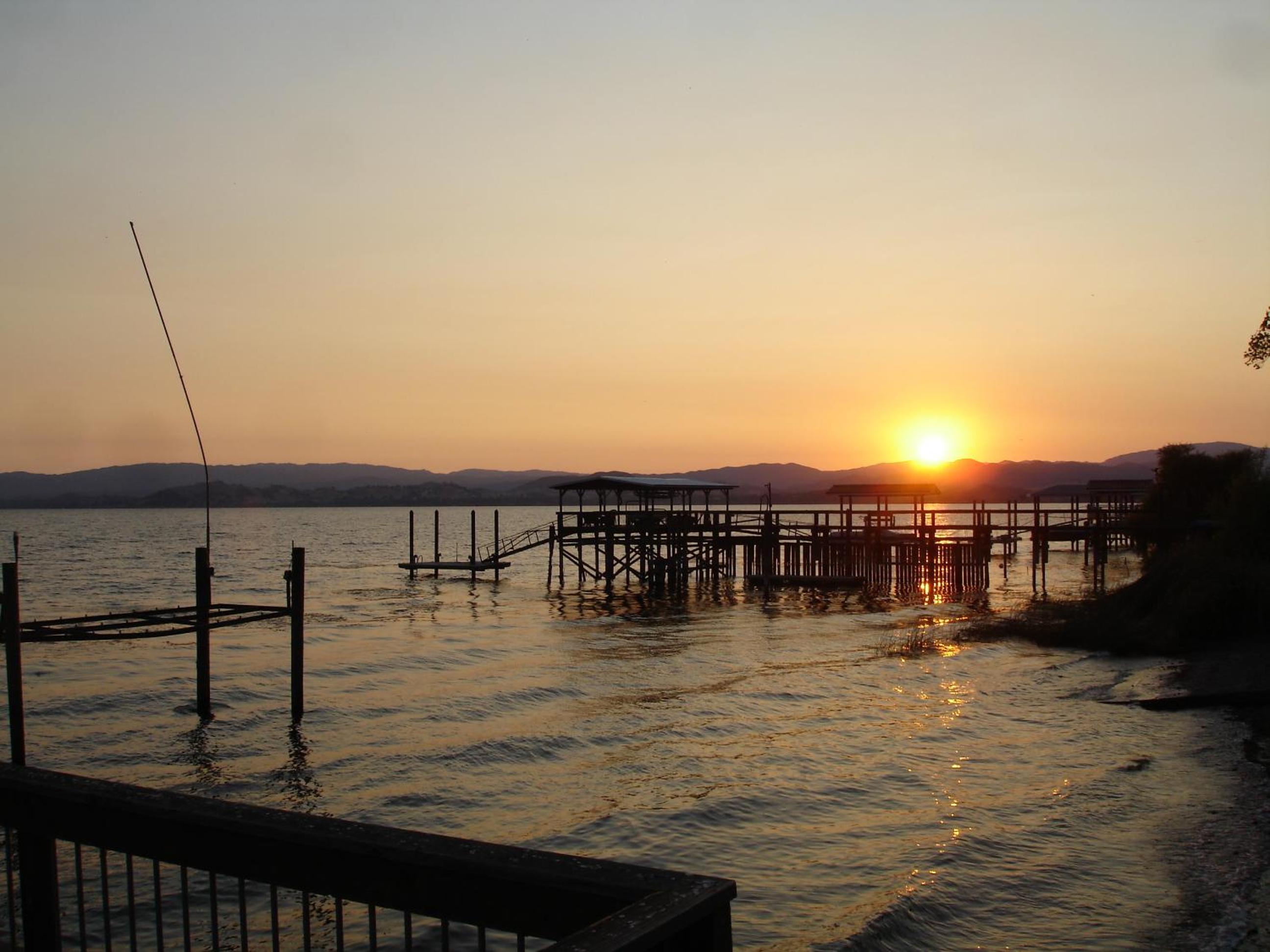 Lakeview Inn