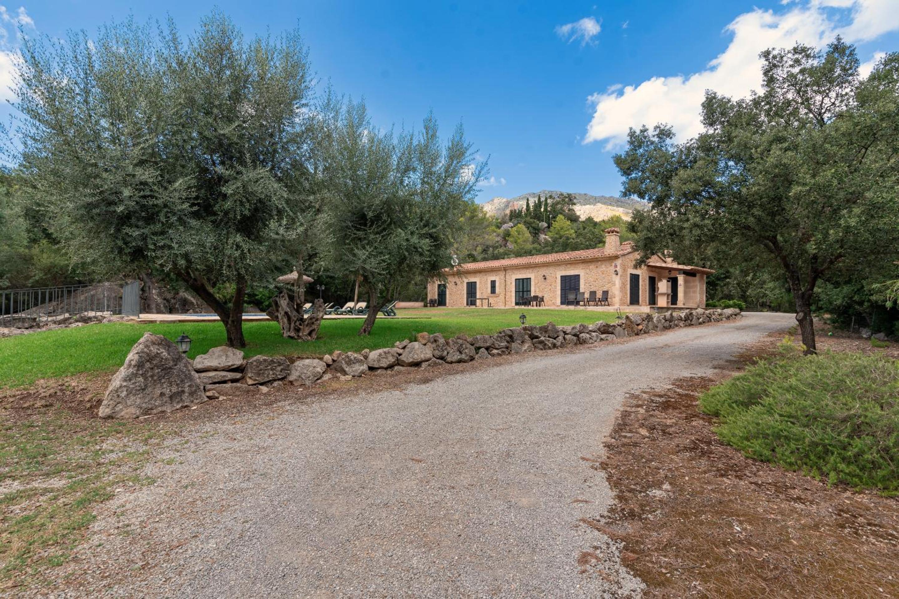 Villa Son March by Sealand Villas