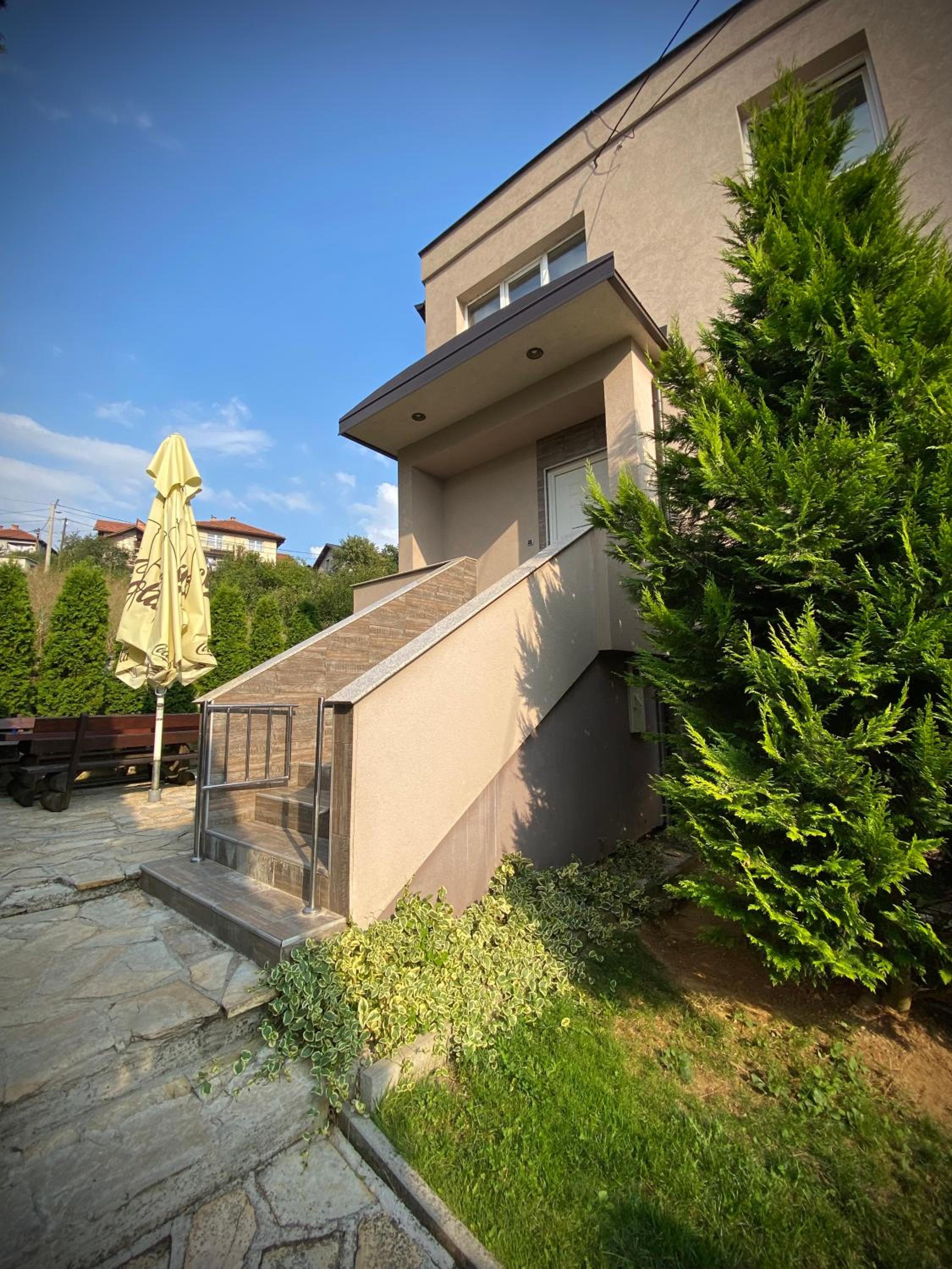 Villa Sunrise with swimming pool