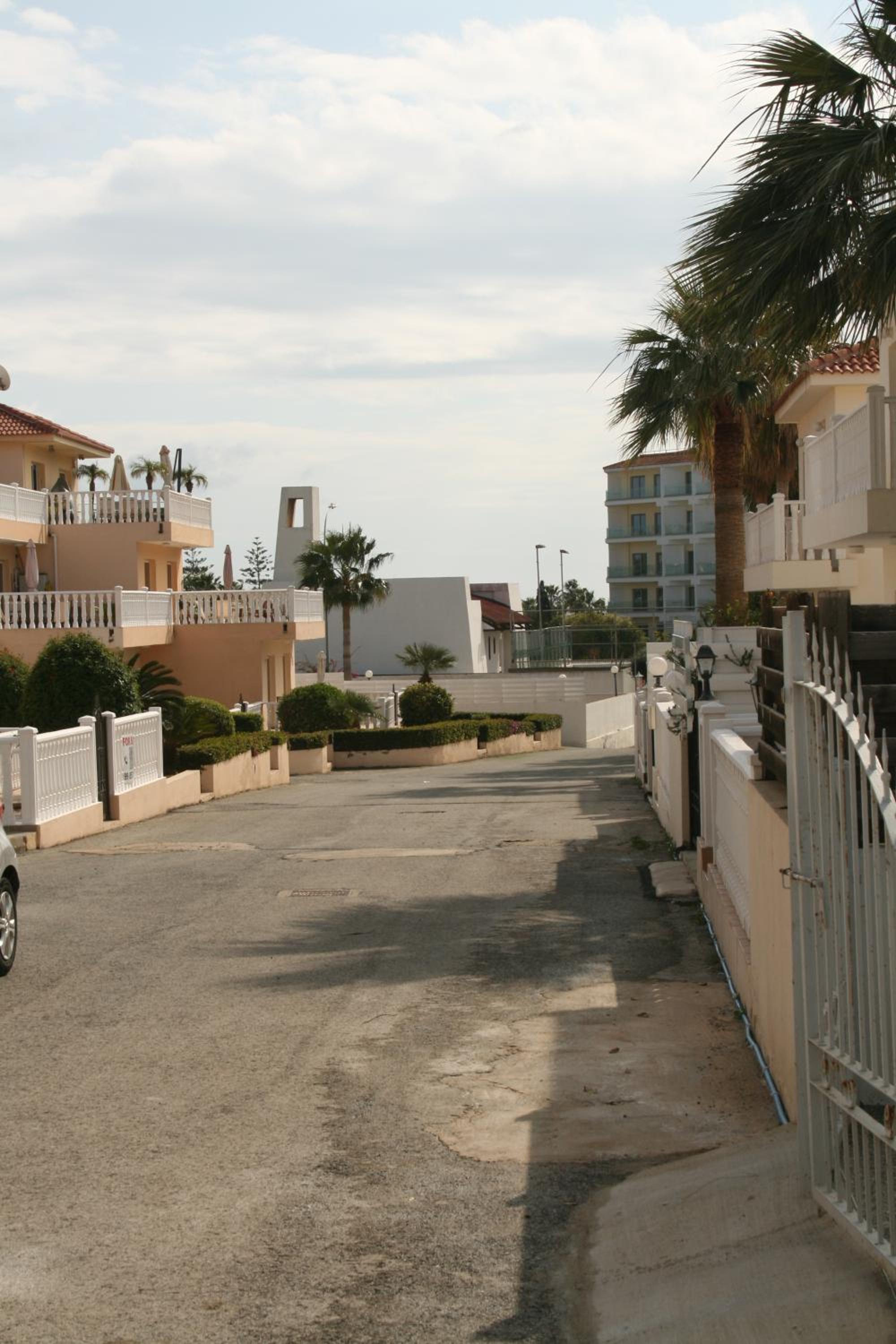 Villa Rhea
