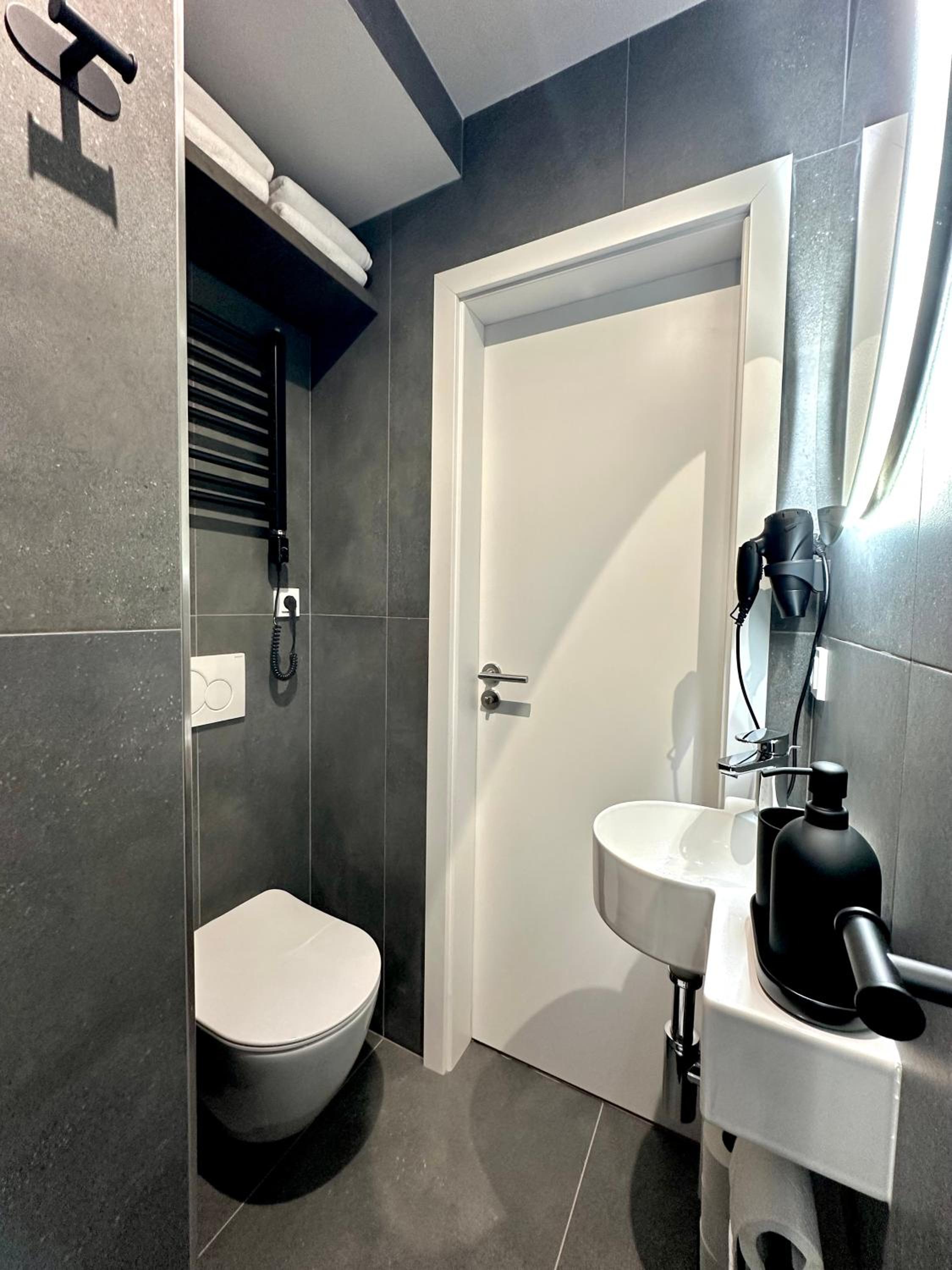 Botanique Rooms with Sauna by Homester
