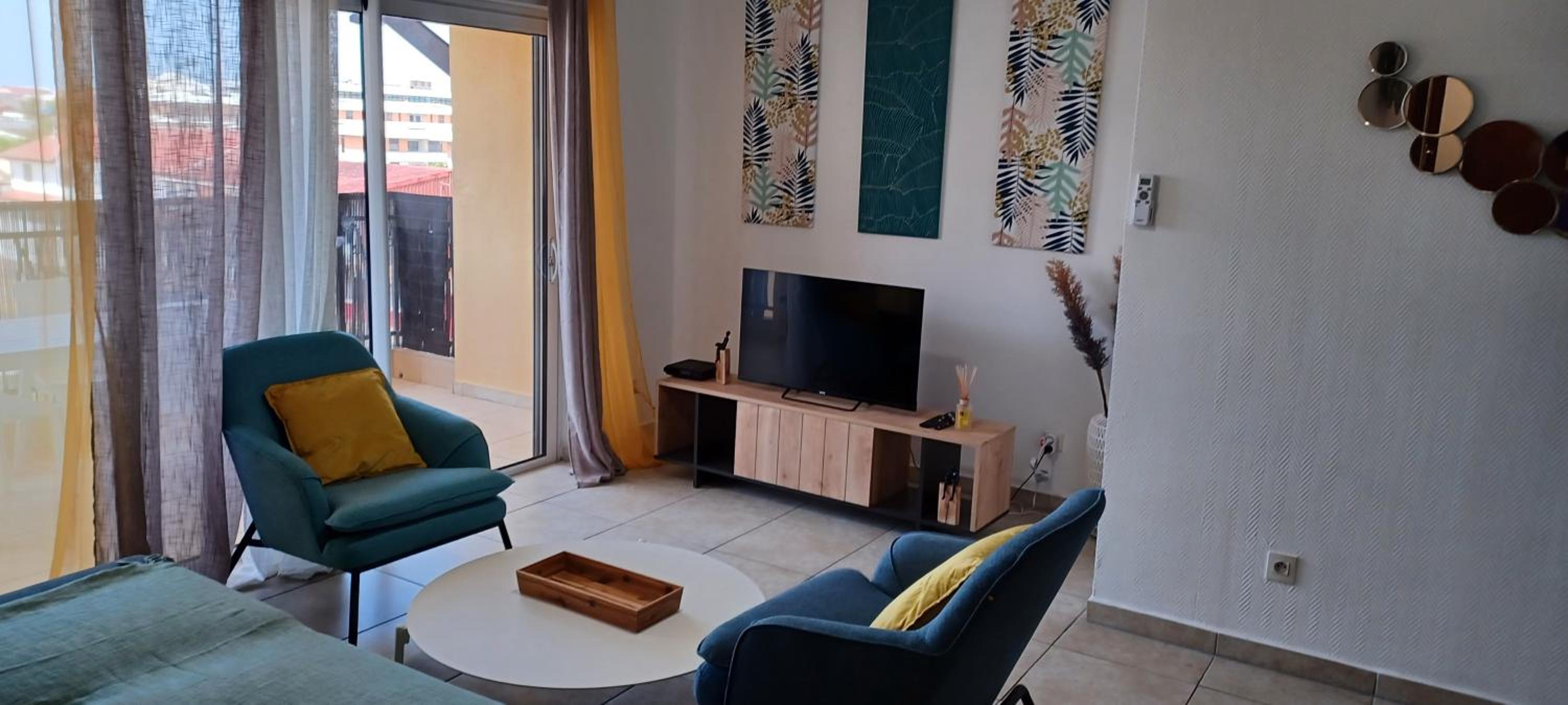 NANA-Grand Appartement Cosy-A33-2 Chambres Climatisées- cuisine équipée- Terrasse view 4