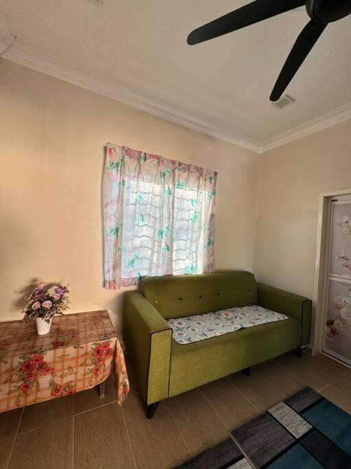 Fasha's Studio : Cozy Retreat photo 8