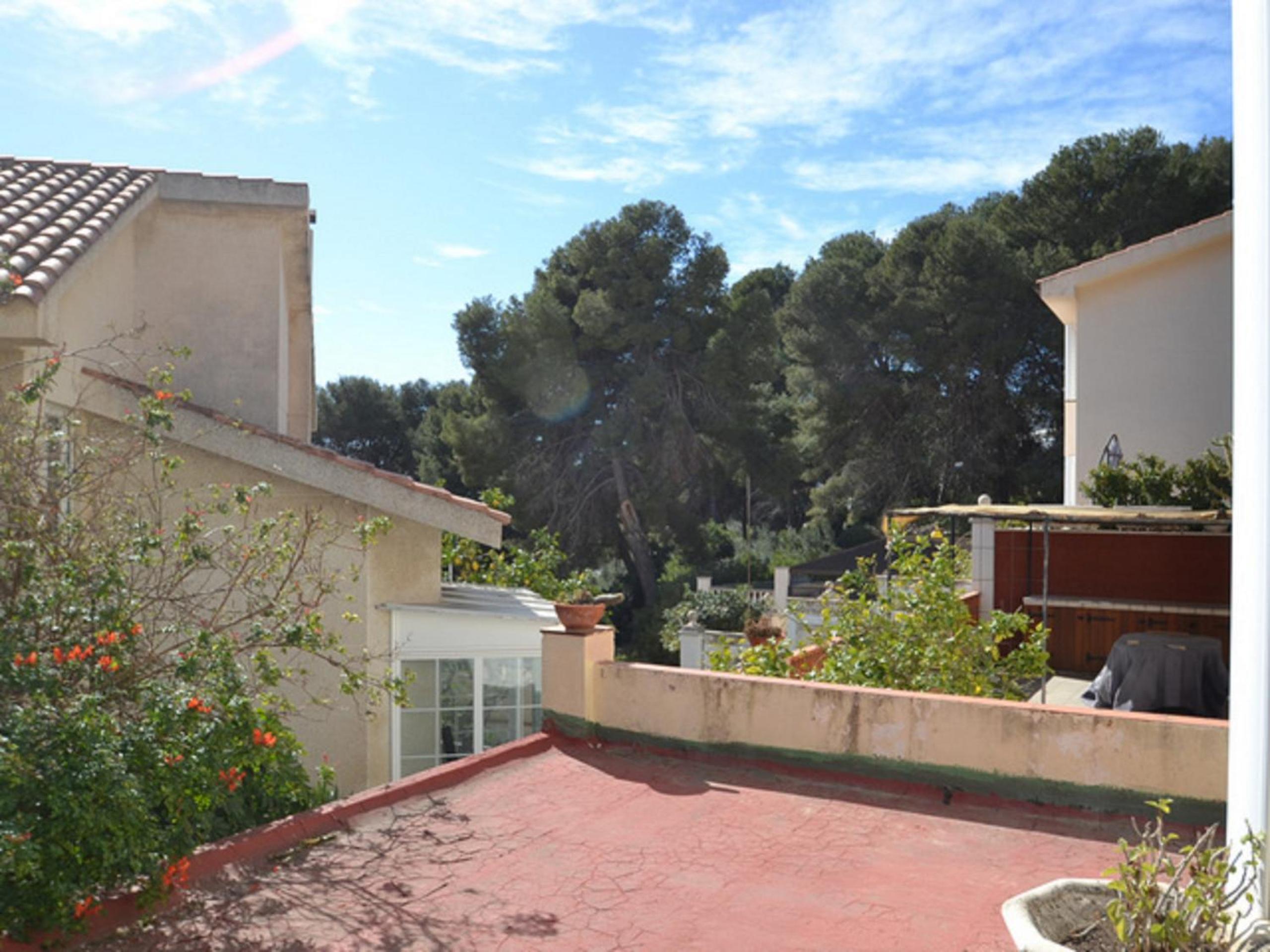 Pins Villa Planet Costa Dorada