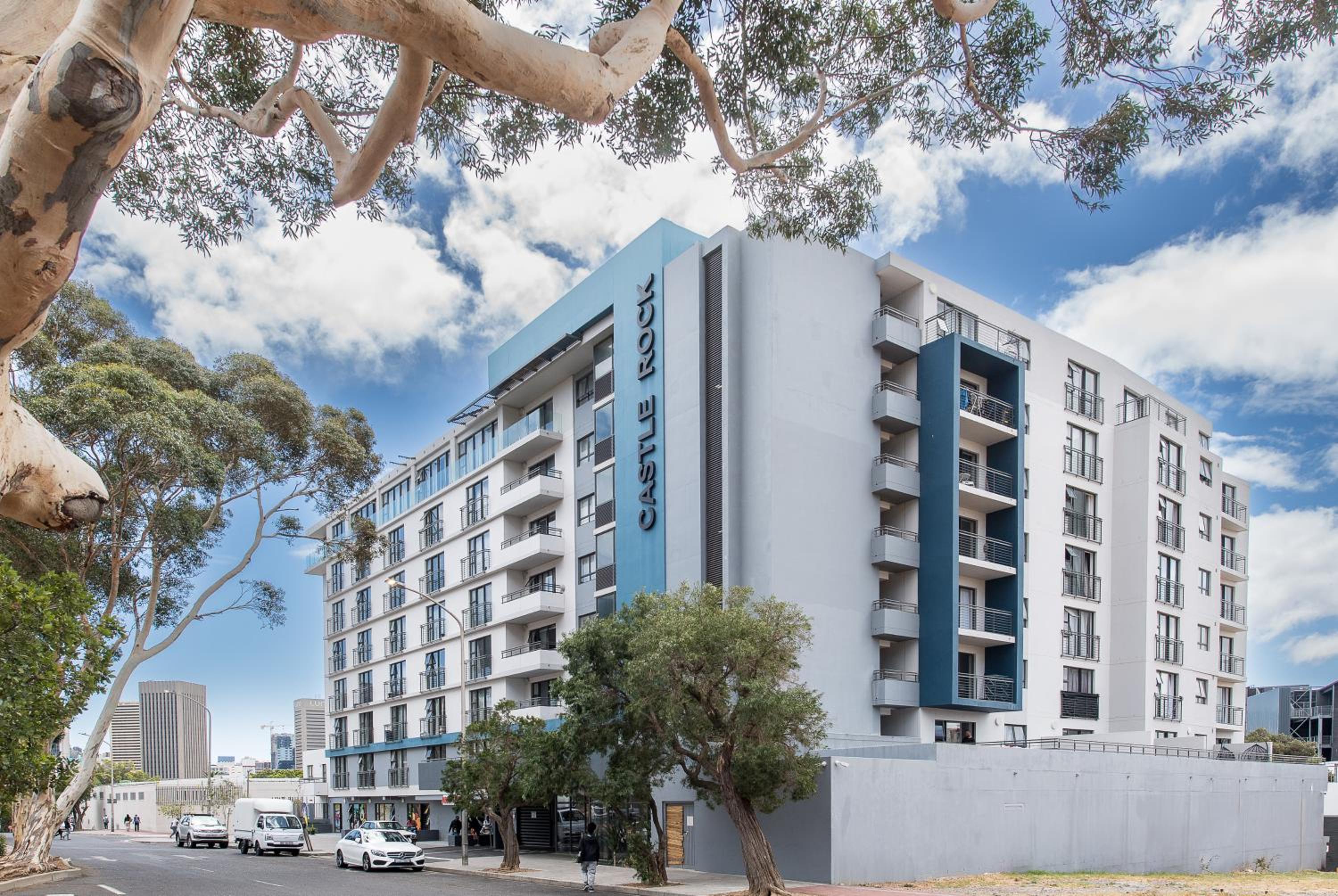 Modern 2 Bedroom Unit in District Six view 3