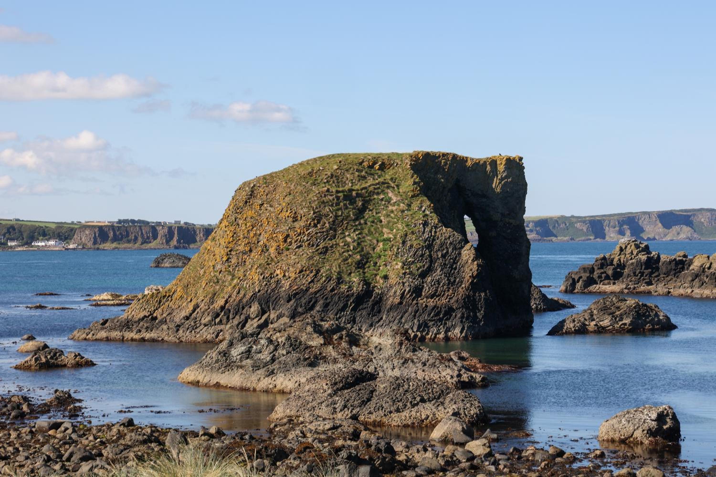 Dunnaglea Cottage, Ballintoy view 3