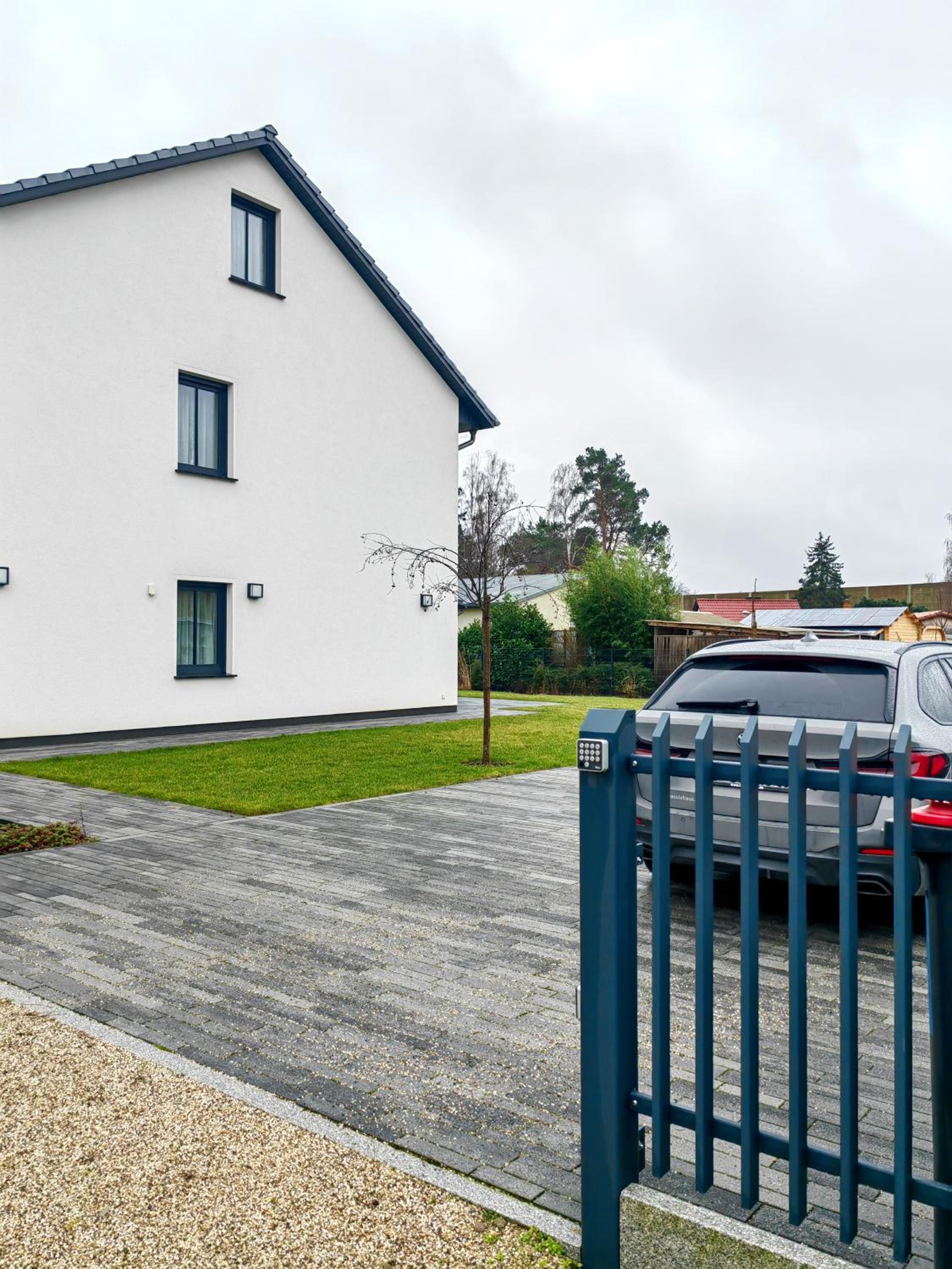 BohnApartments Luxury Villa Berlin - 210qm - Wintergarten - Kamin - 4 kostenlose Parkplätze - 6 Schlafzimmer - Neubau - Luxusausstattung