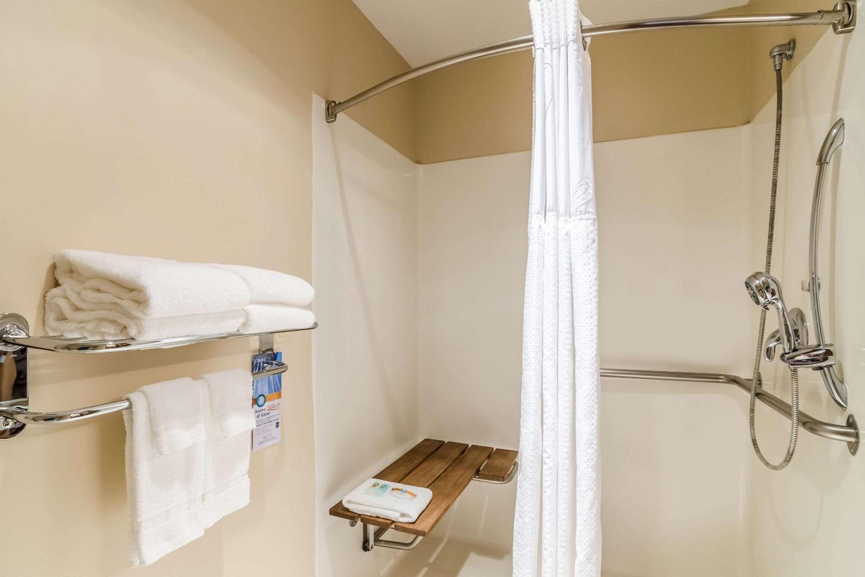 Quality Inn Alliance