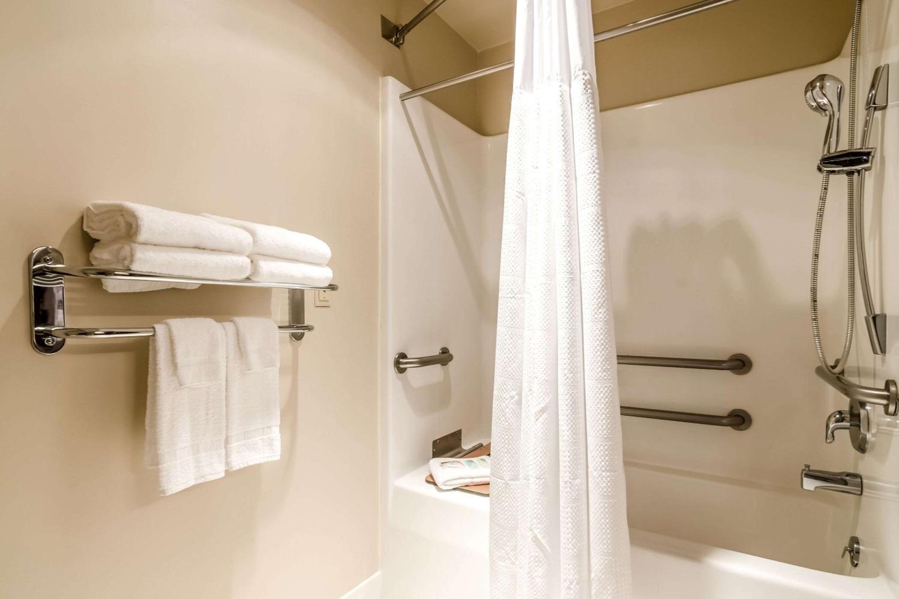 Quality Inn Alliance