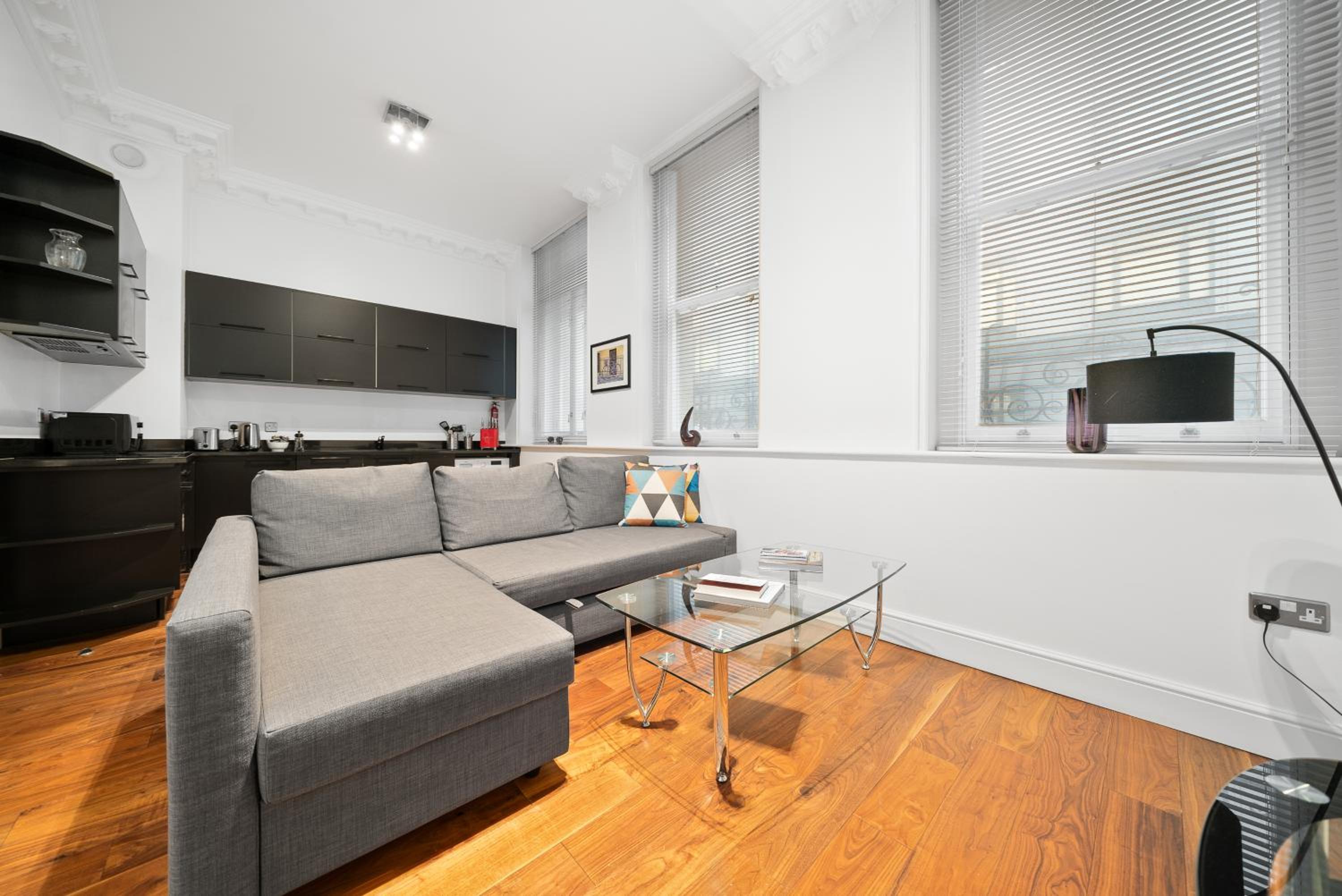 Apartment 1, 48 Bishopsgate by City Living London