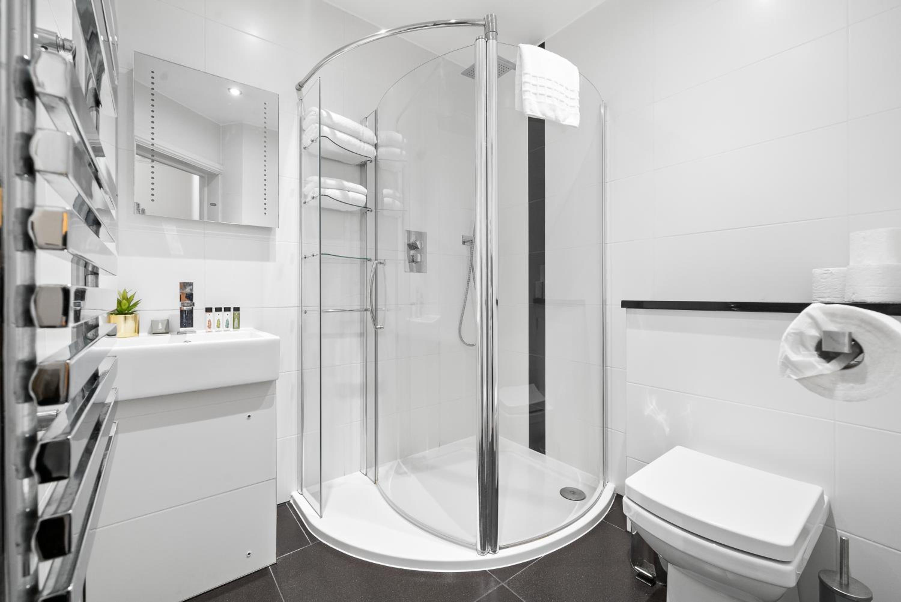 Apartment 1, 48 Bishopsgate by City Living London