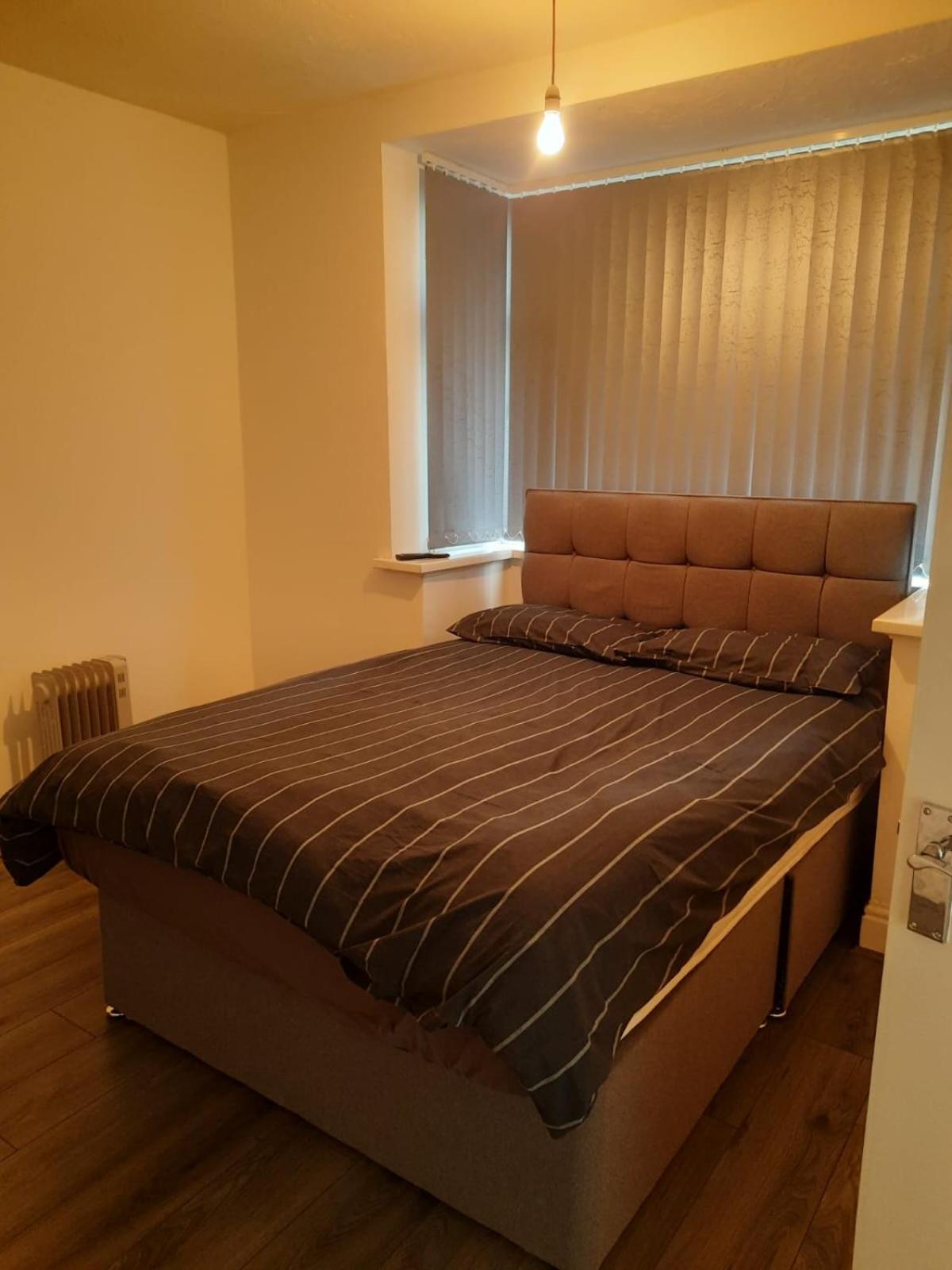 Serene Stay with Private Bathroom and Kitchen at West Bromwich view 2
