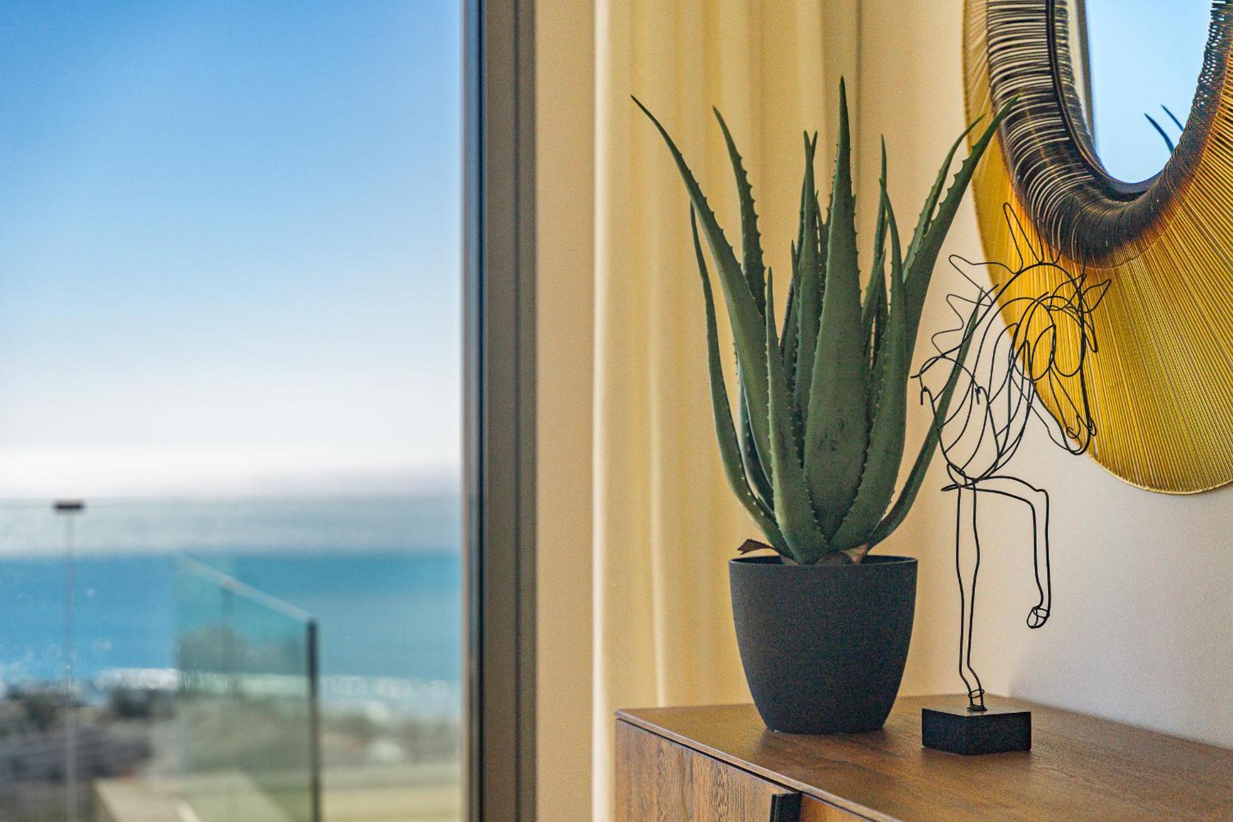 Serenity Heights - Luxury Concierge Services