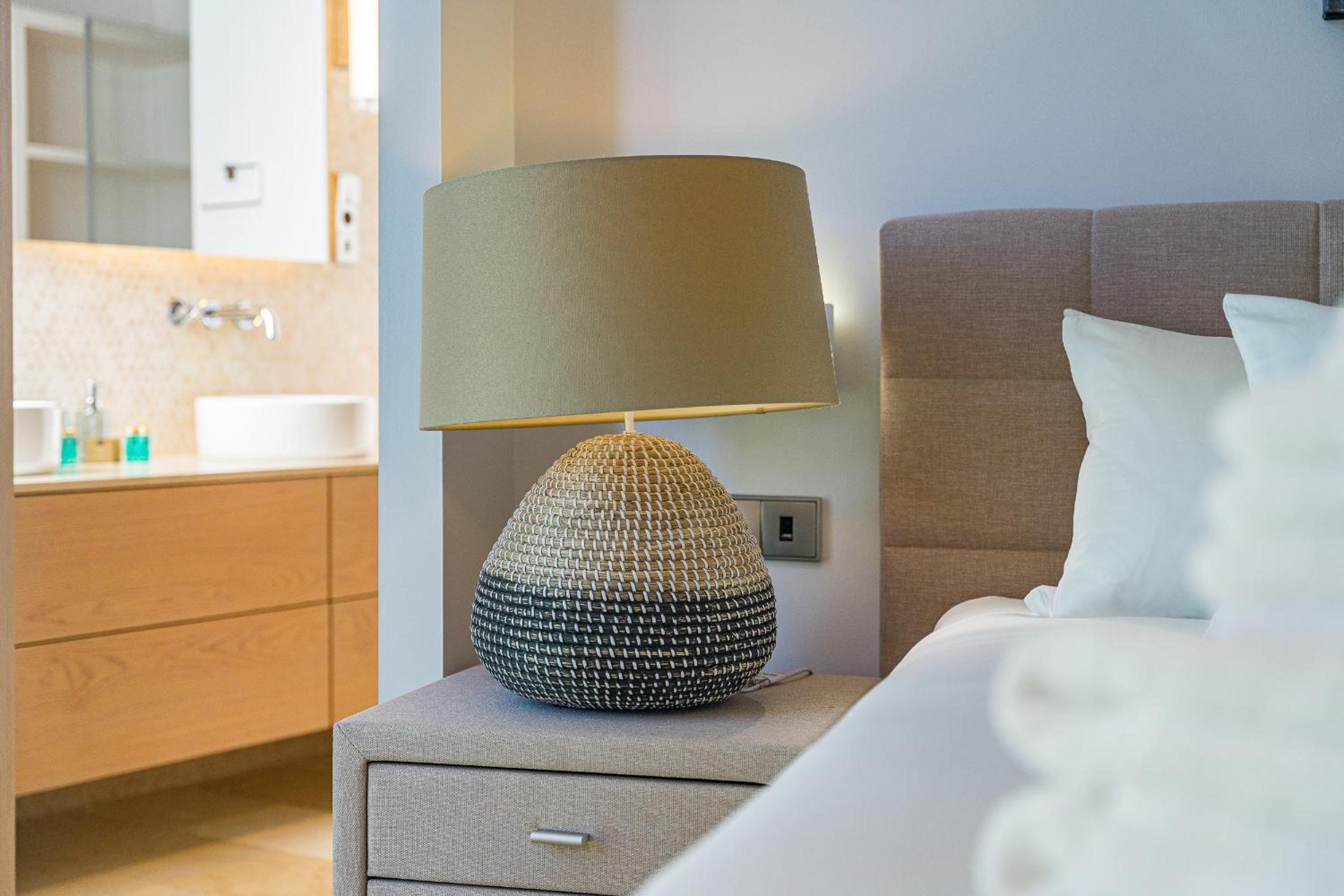 Serenity Heights - Luxury Concierge Services