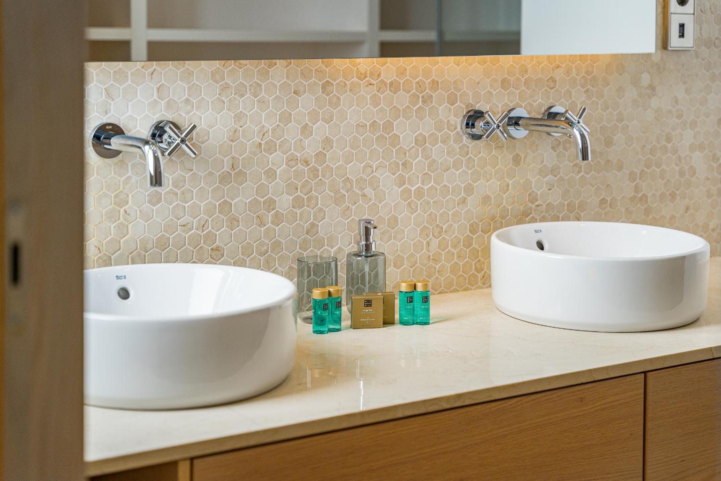 Serenity Heights - Luxury Concierge Services