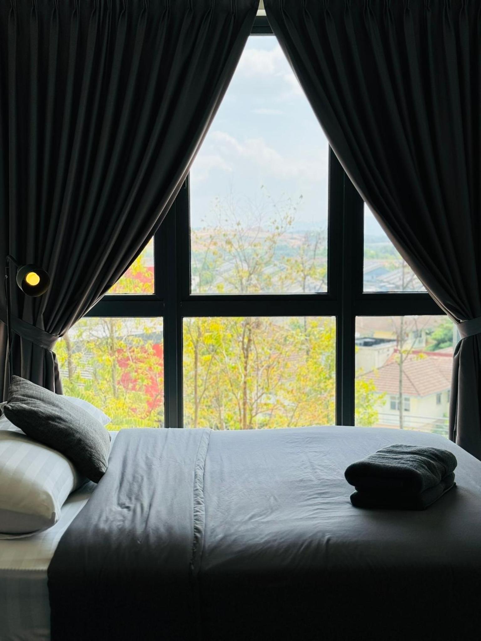 CoreSoho Suite by BKAstaycation KotaWarisan Sepang KLIA Airport, Free Wifi view 3