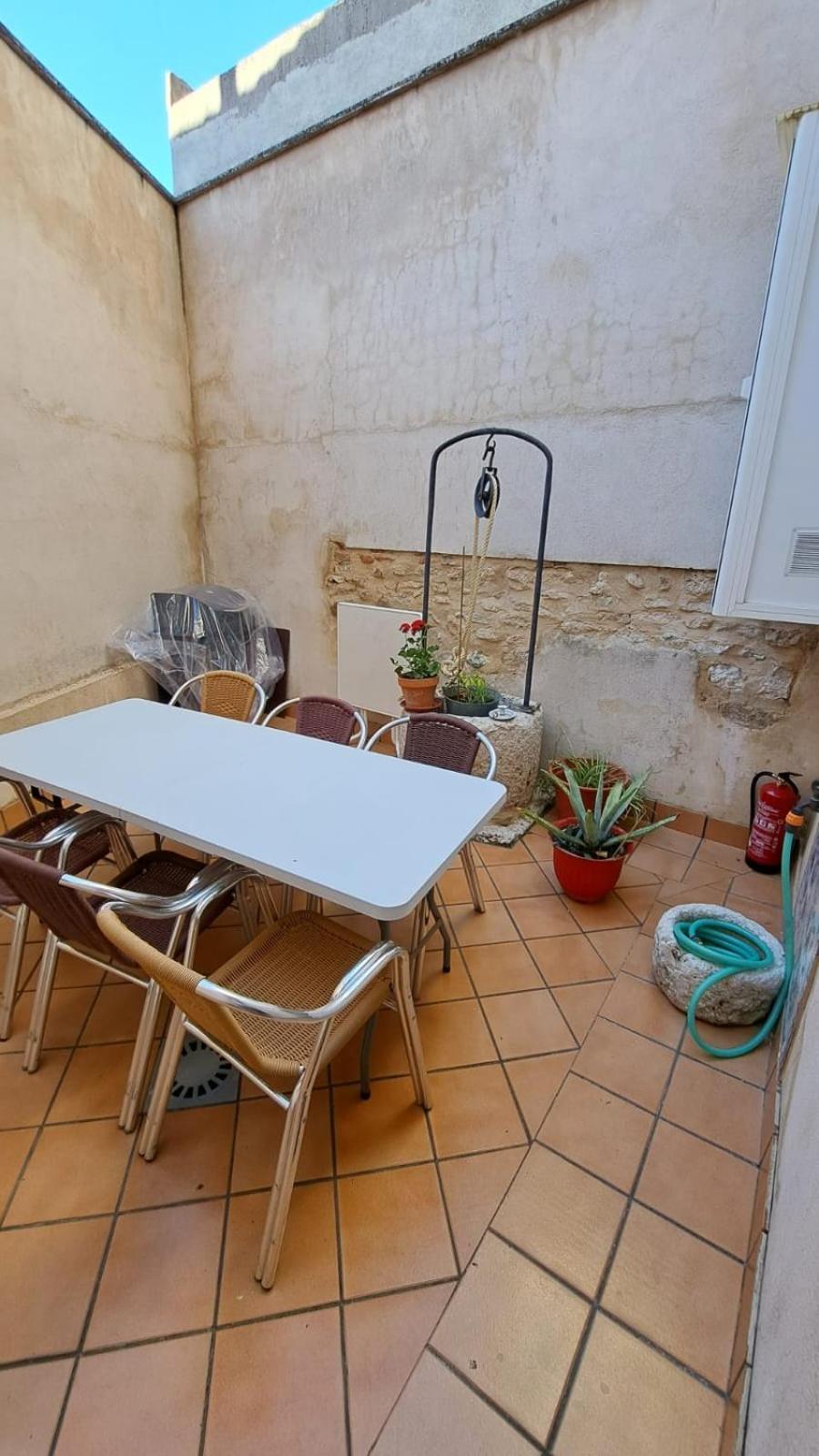 La Madre Abadesa, Casa en casco histórico con patio