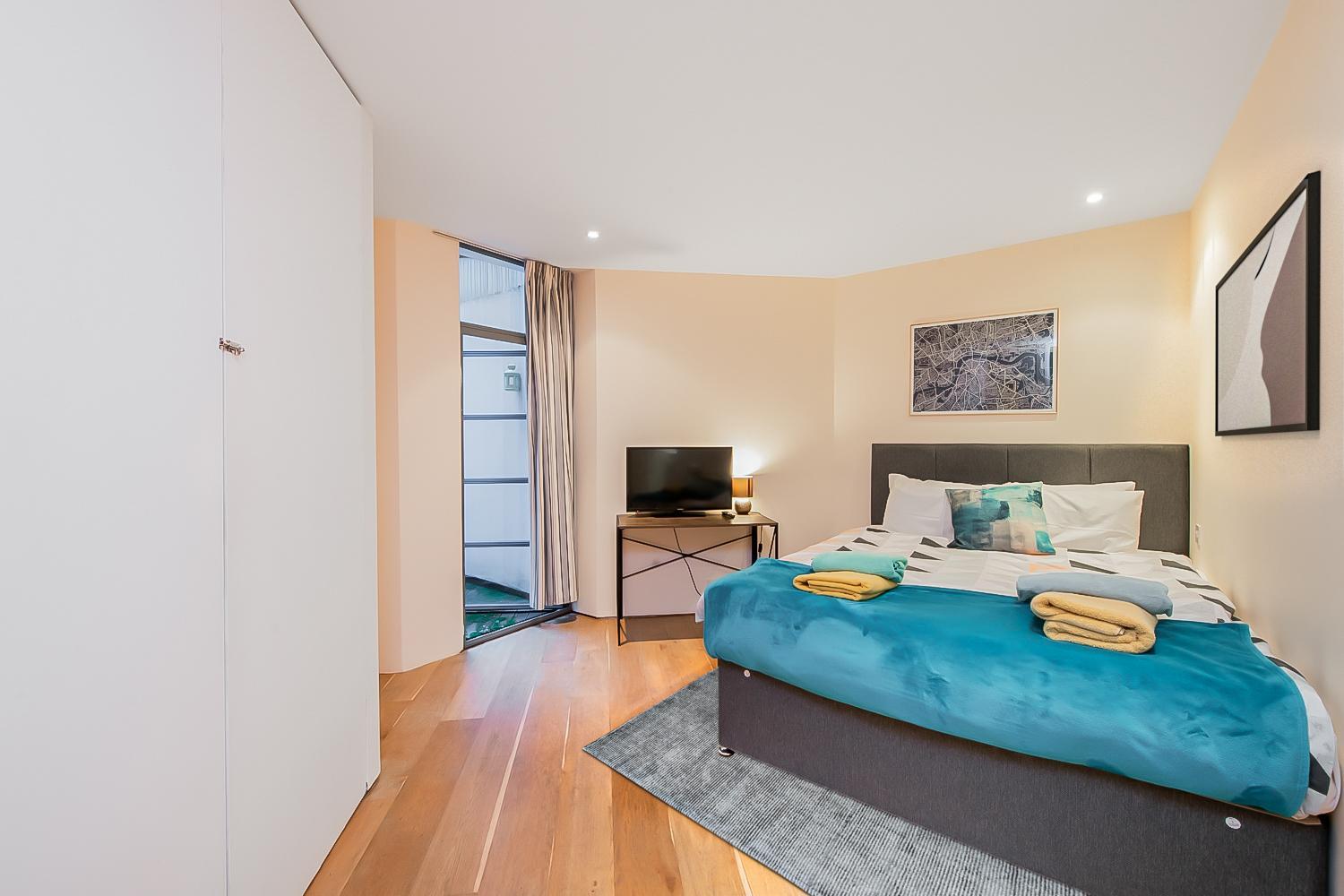 Pollen Street, Three-bedroom Flat