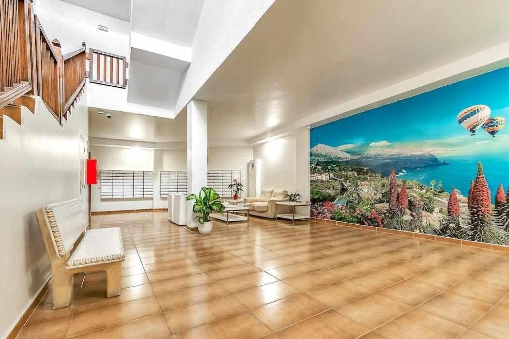 Ocean view apartments in Park Royal I view 5