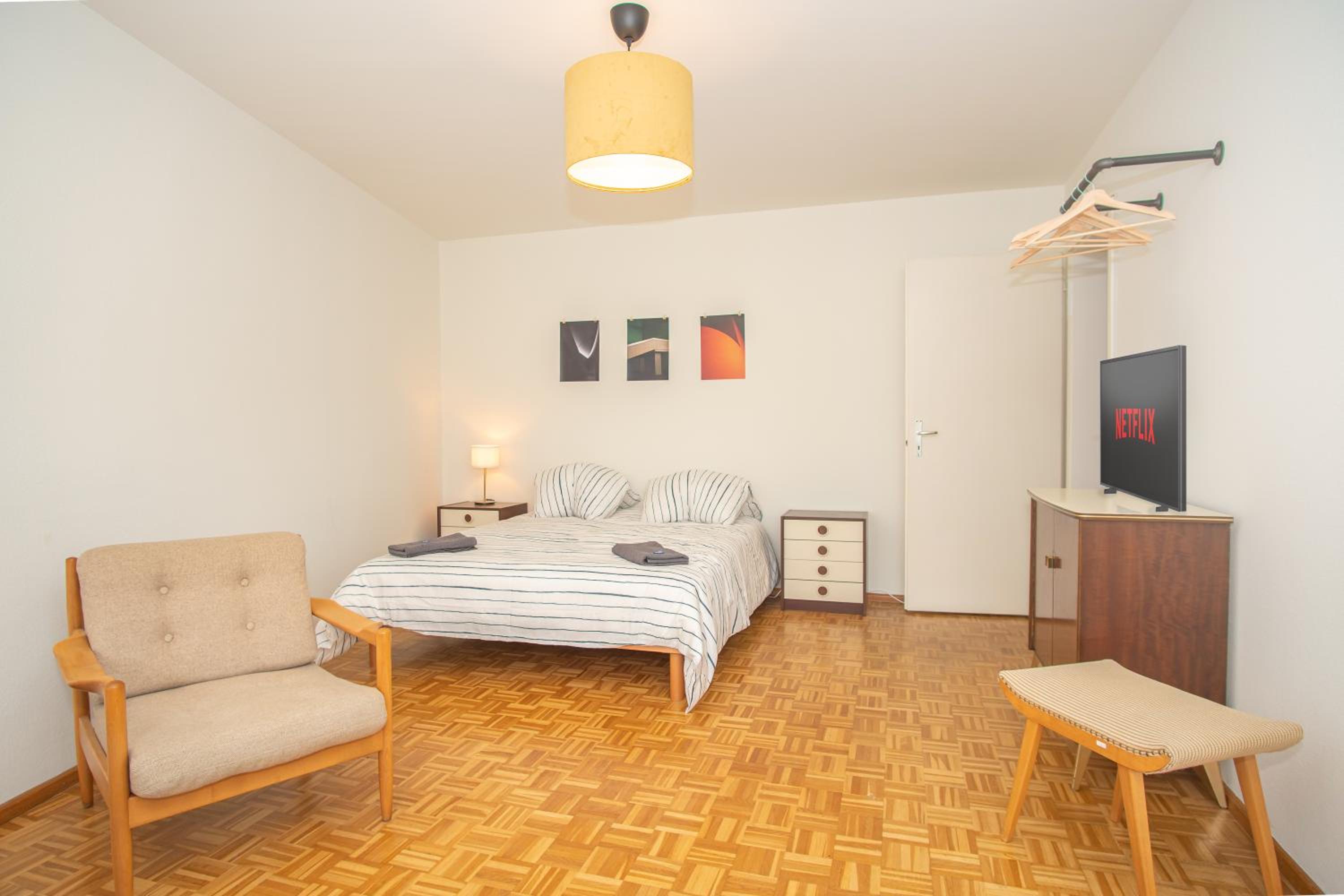 Modern 3-bedroom apartment in city centre
